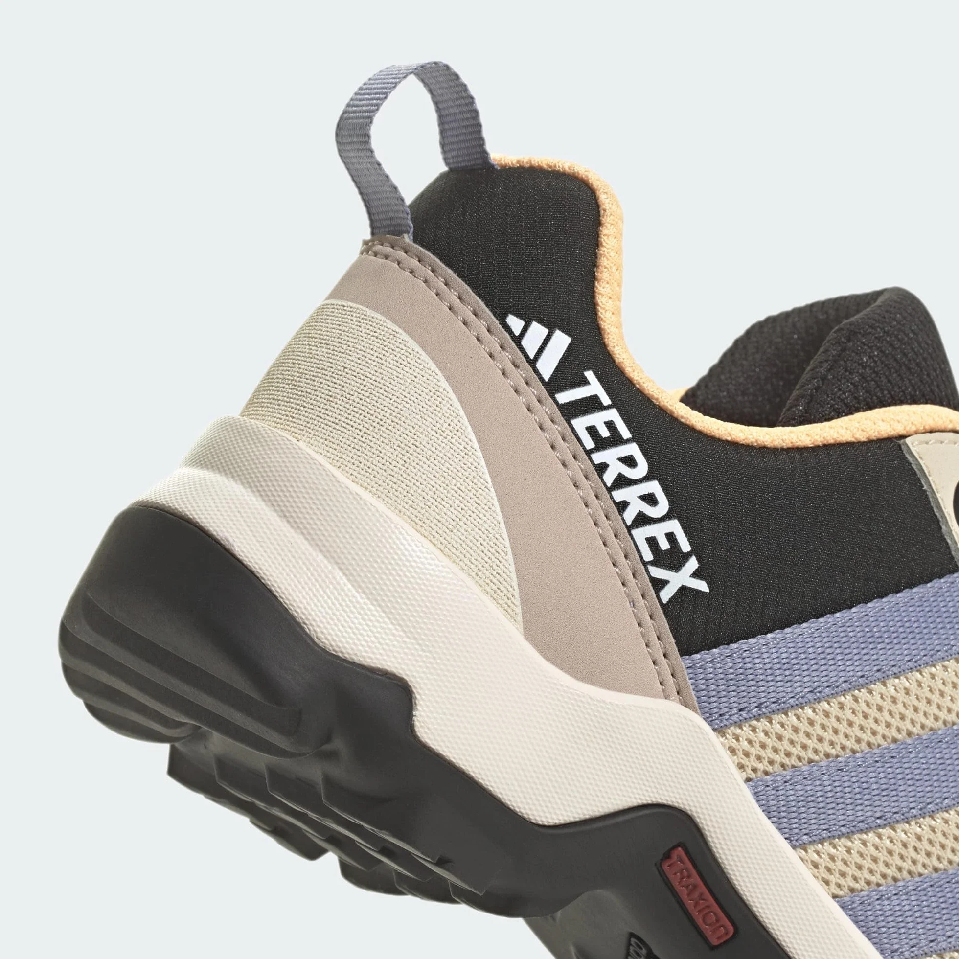 adidas Unisex dziecięce buty trekkingowe Terrex Ax2r, 38,7 EU
