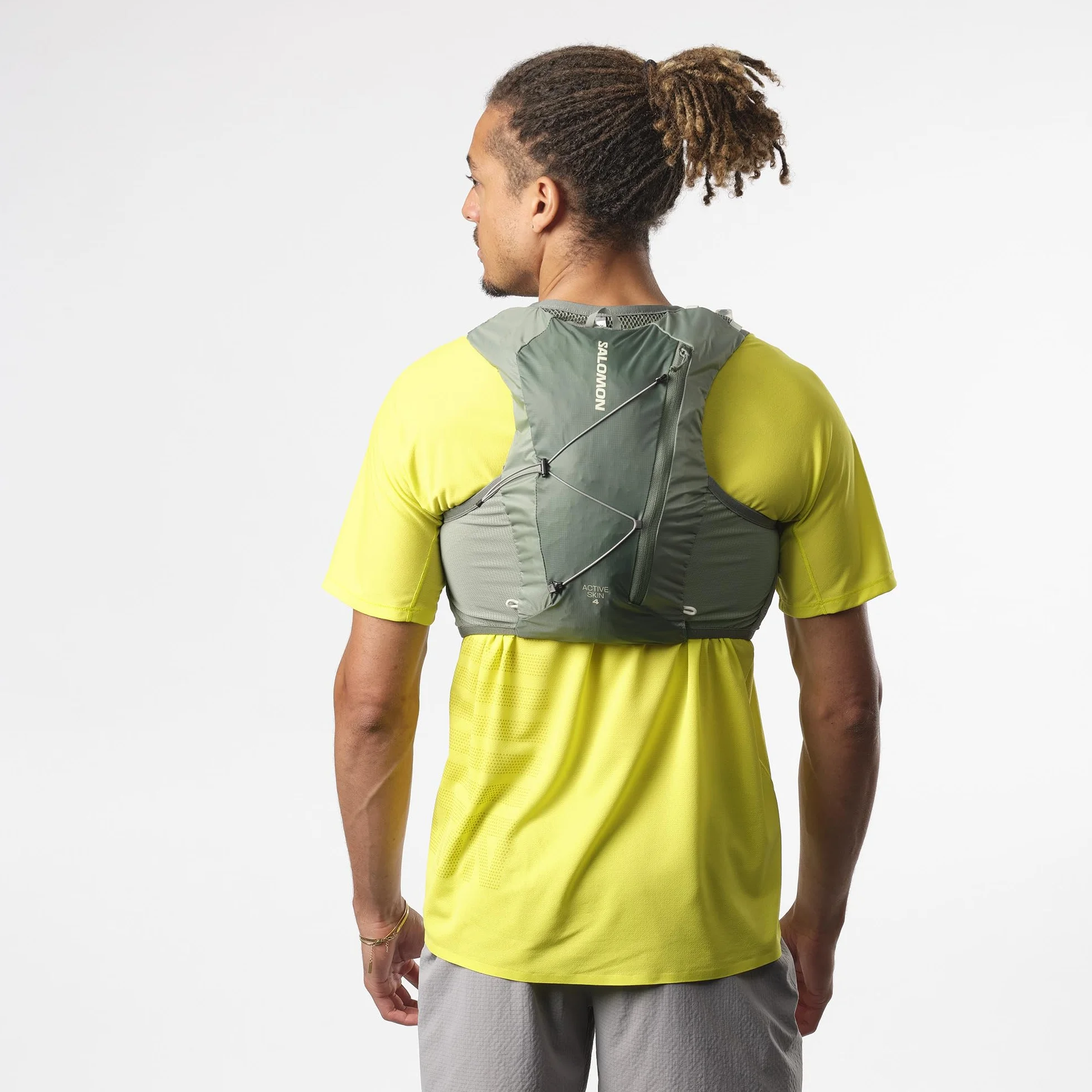 Salomon Active Skin 4 kompatybilna z piersiami unisex kamizelka do biegania szlak turystyczny, 4 l, precyzyjne dopasowanie, łatwy dostęp i zoptymalizowane przechowywanie, czarna, XS