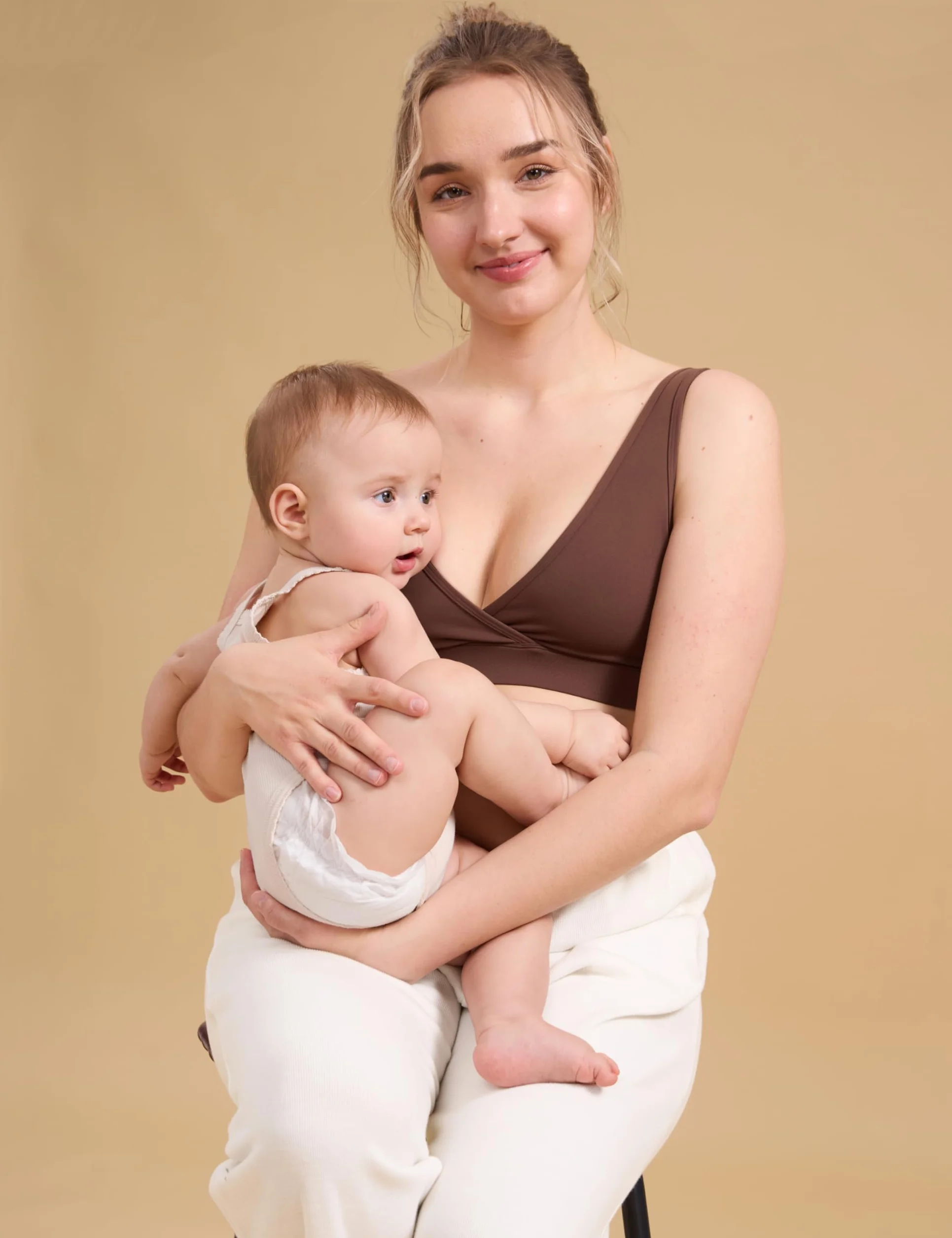 CRZ YOGA Biustonosze ciążowe Butterluxe do karmienia dla kobiet Crossover Wireless Sleep Breasting Lounge Pregnancy Bralette Comfy