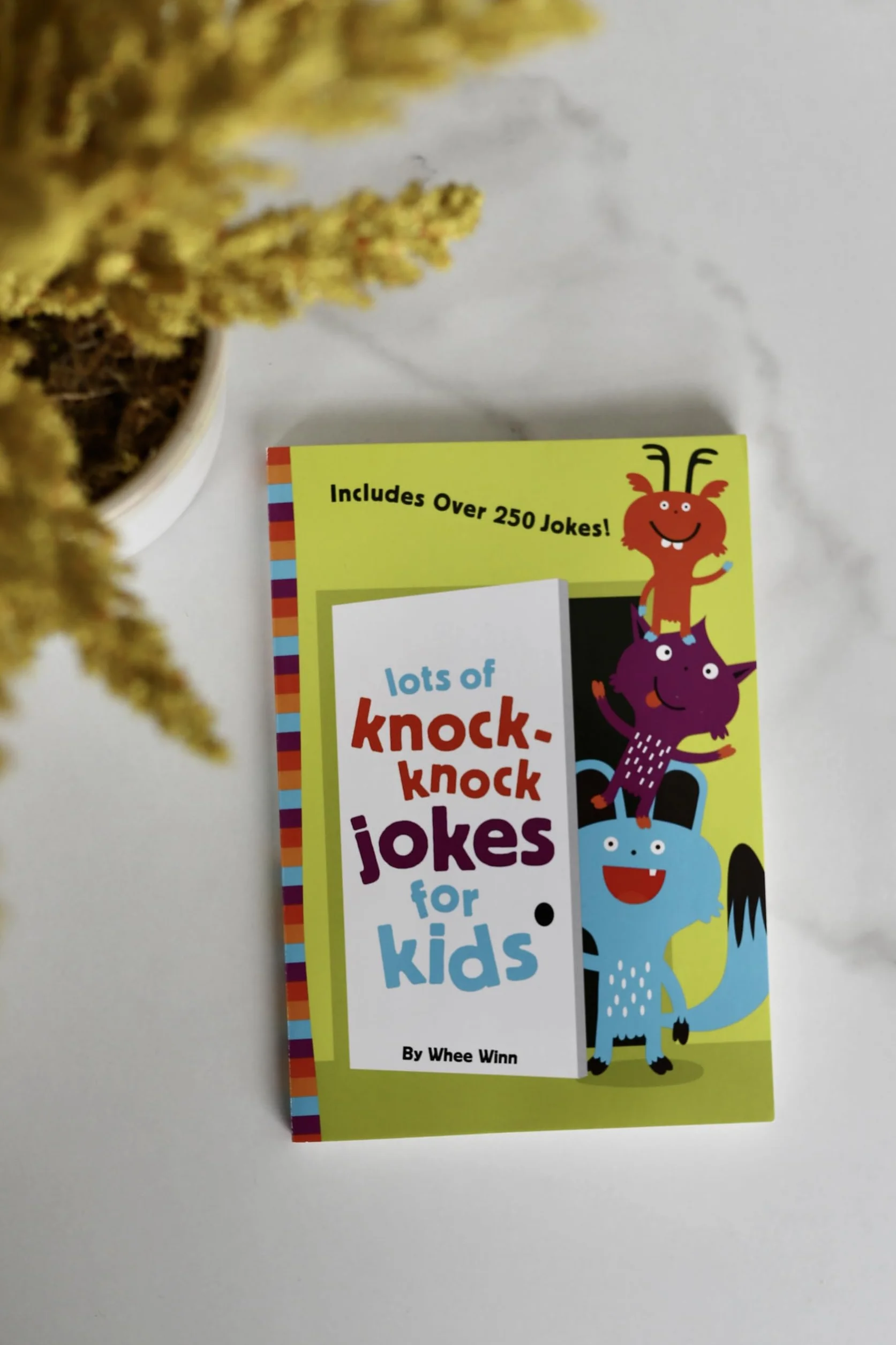 Lots of Knock-Knock Jokes for Kids: A Funny, Laugh Out Loud Busy Book for Children with Over 250 Jokes, Riddles, Tongue Twisters, and Puns