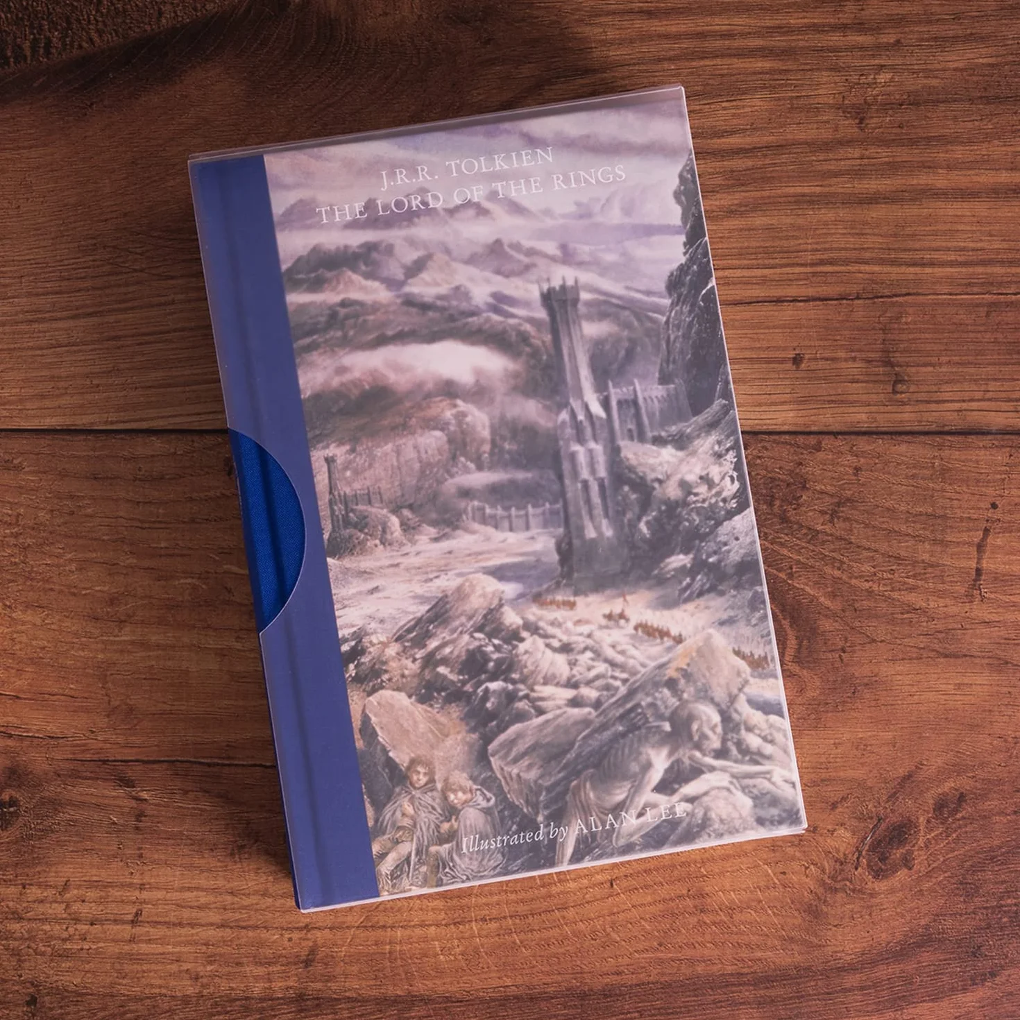 The Lord of the Rings. Illustrated Slipcased Edition: The Classic Bestselling Fantasy Novel