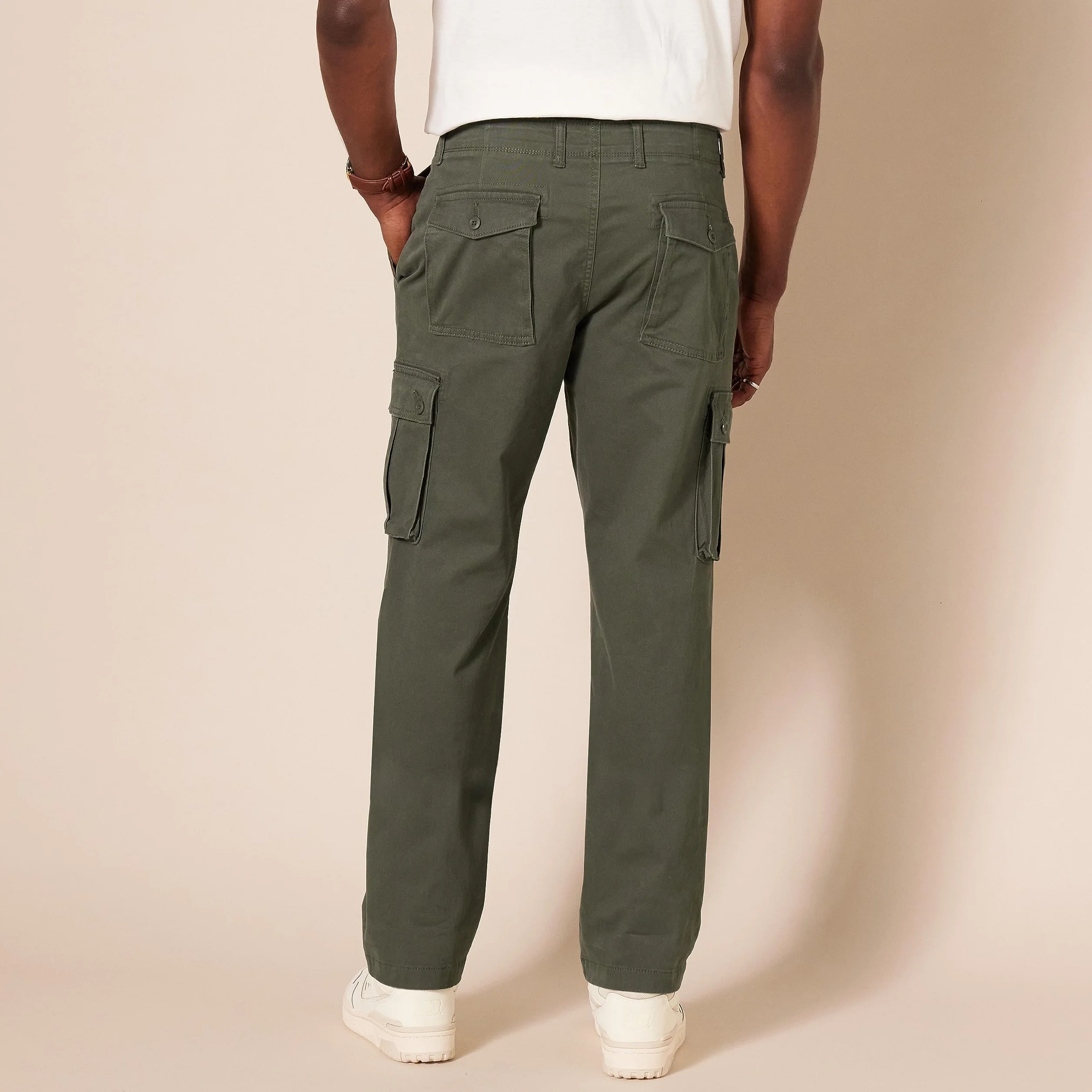 Amazon Essentials Mężczyźni Spodnie cargo ze stretchem straight fit (dostępne w wersjach Big i Tall)