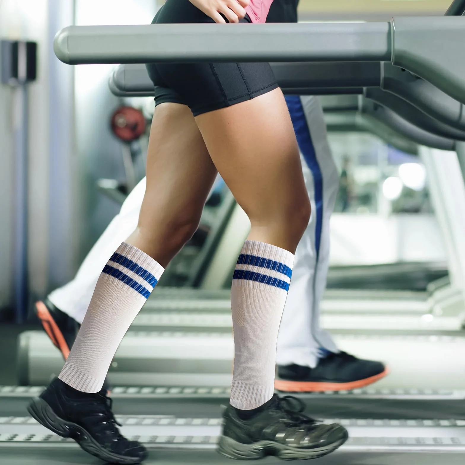 4 pary skarpet sportowych, dziecięce skarpety piłkarskie, chłopięce skarpety piłkarskie, 4 kolory dziecięce długie oddychające skarpety sportowe, skarpety treningowe dla chłopców i dziewczynek