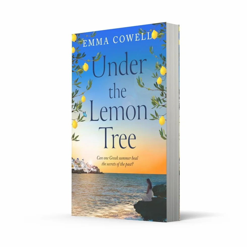 Under the Lemon Tree: Escape to Greece this summer in this stunningly escapist and emotional novel, perfect for fans of Carol Kirkwood, Karen Swan and Santa Montefiore