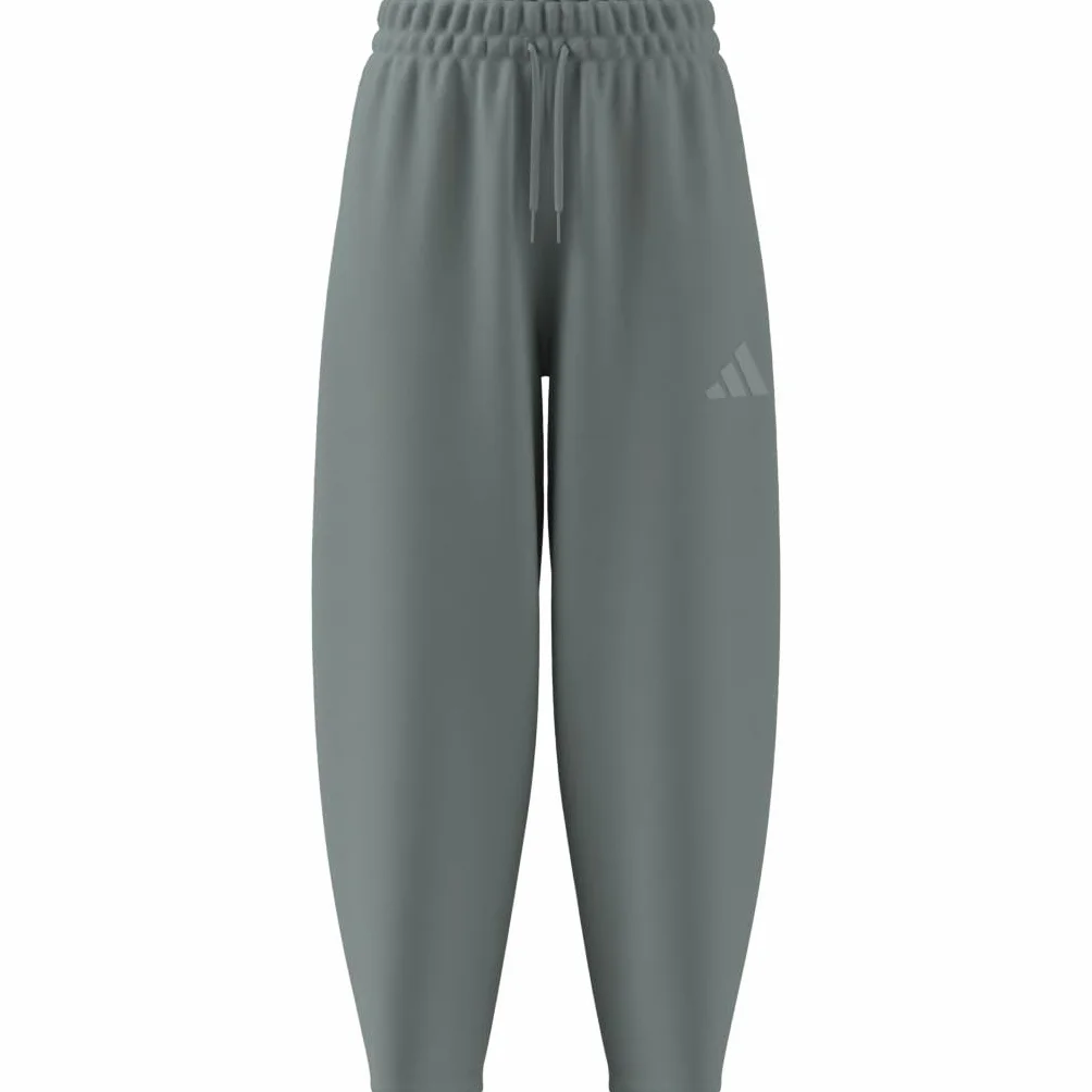 adidas Essentials Contemporary Logo Fleece Barrel Pants - SPODNIE (7/8) Kobiety