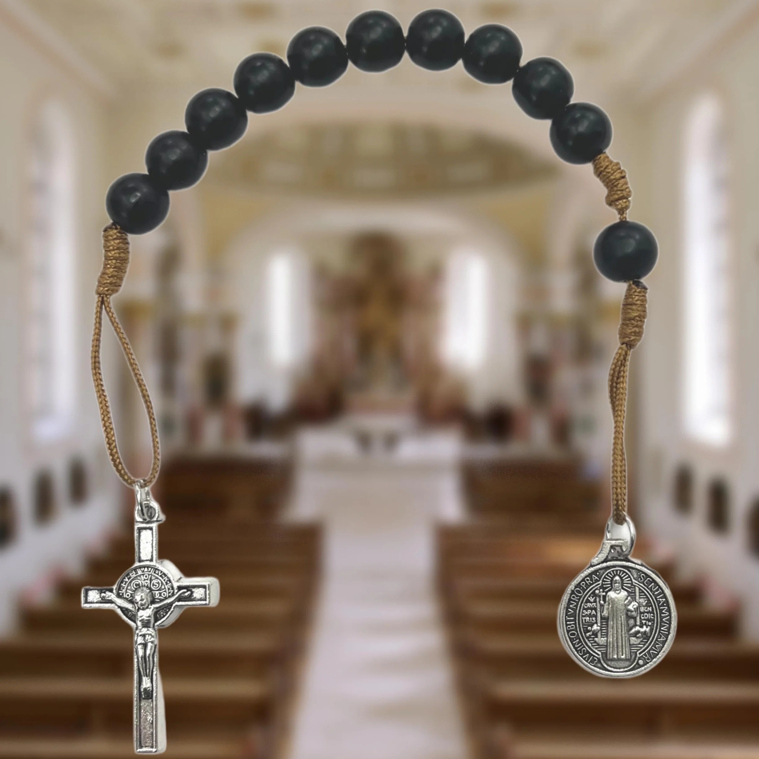 Różaniec Kieszonkowy, Ręcznie Wykonany i Poświęcony w Ziemi Świętej, Paciorki Modlitewne z Medalikiem Świętego i Krzyżem, Woreczek Prezentowy i Certyfikat Autentyczności