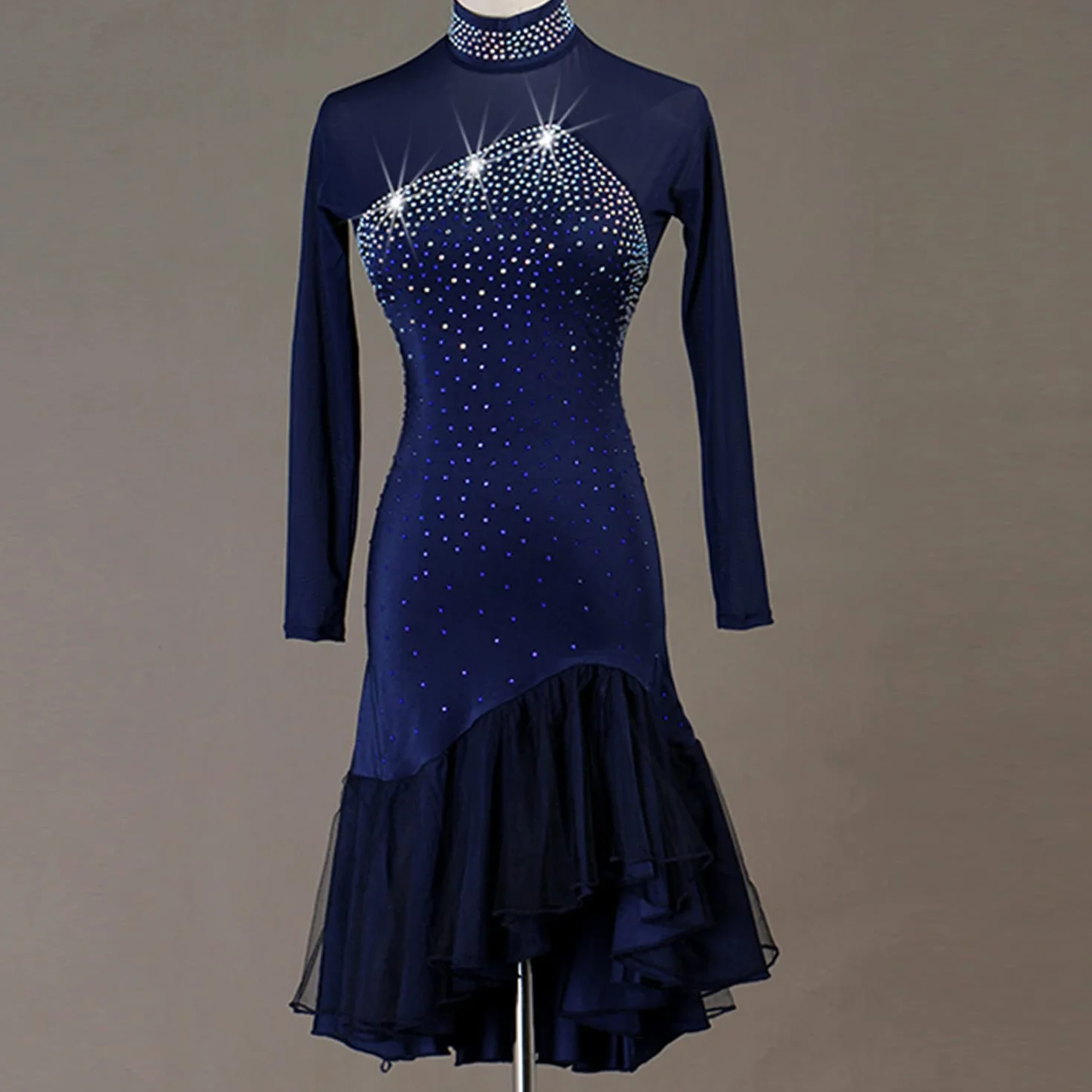 Wysoka Neck Latin Dance Dress dla kobiet Hollow Backless Cha Cha kostiumy z długim rękawem sala balowa wydajność sukienki do tańca Flamenco Waltz Dance Practice spódnice
