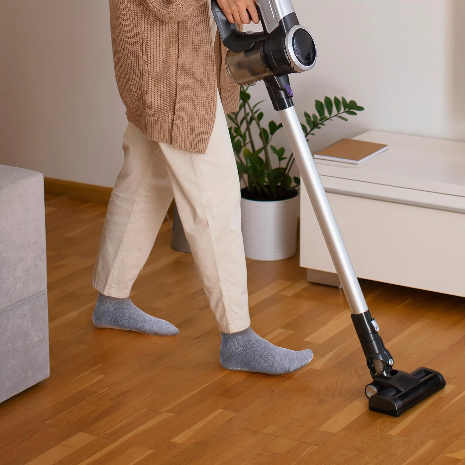 Abeillo 3 Pary Skarpet do Pilatesu i Jogi dla Kobiet i Mężczyzn, Antypoślizgowe z Uchwytami, do Baletu, Treningu Boso, Czarny, Biały, Szary, Medium