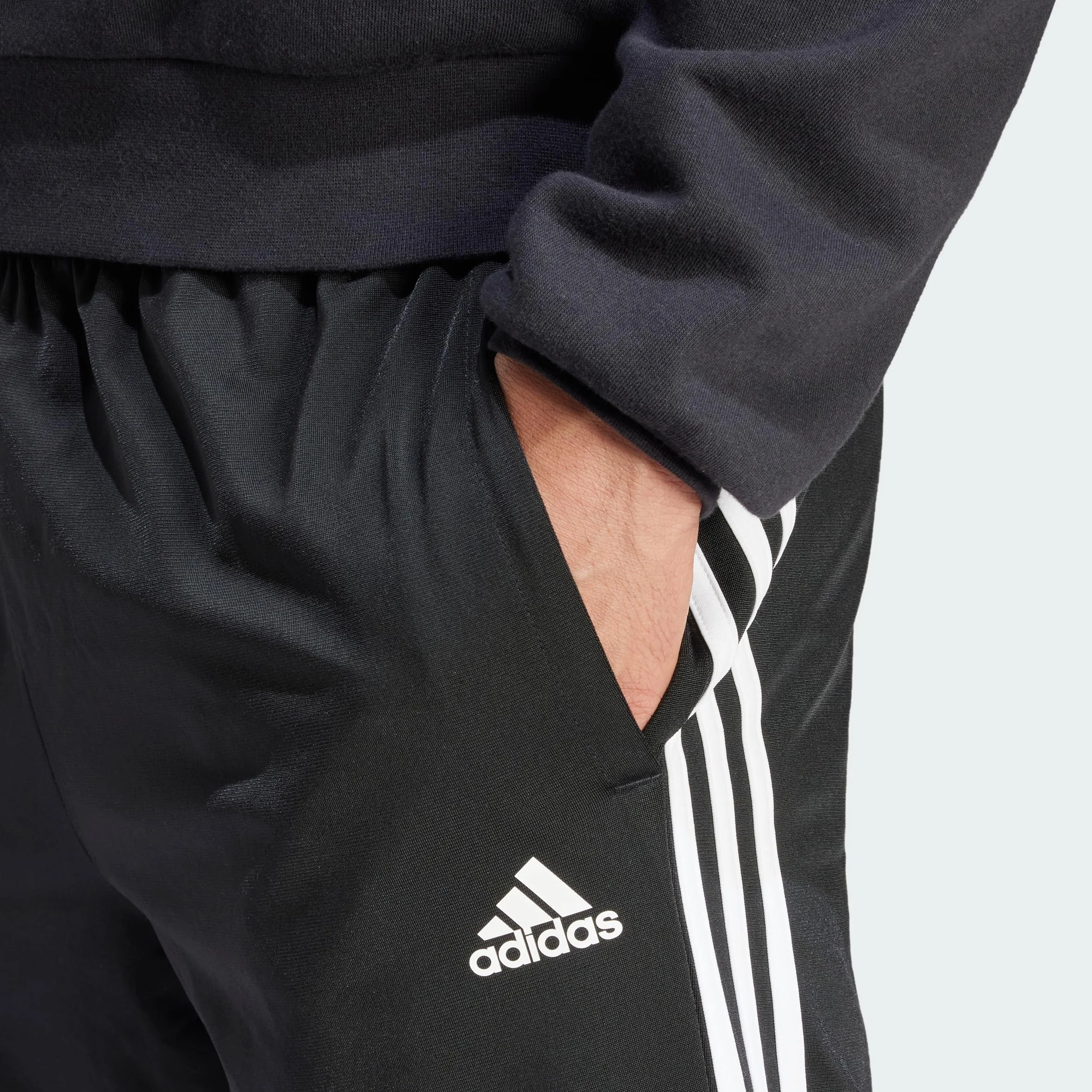 adidas Essentials Warm-up Tapered 3-stripes Track Pants - Spodnie Mężczyźni