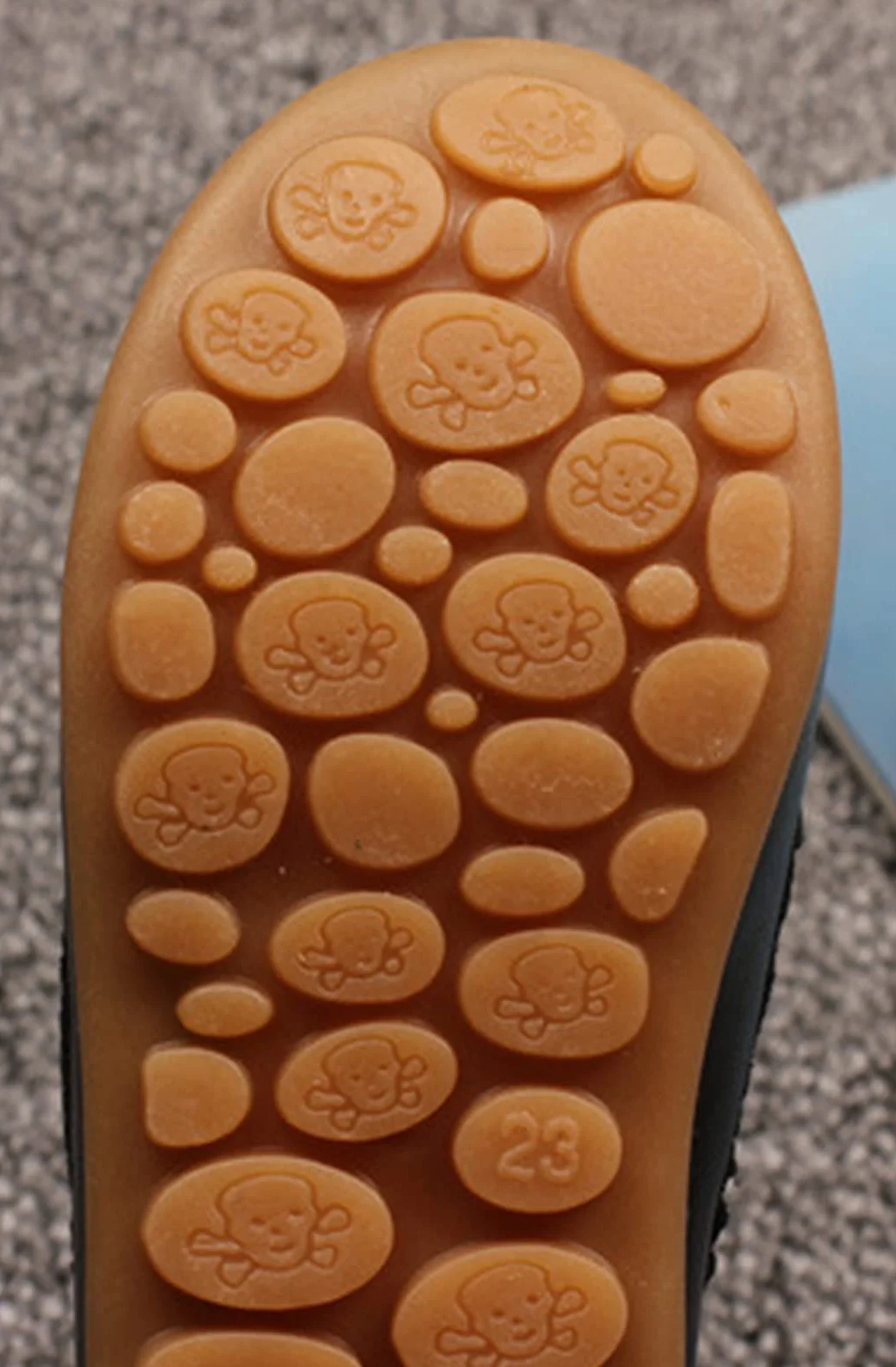 Skórzane mokasyny dla dzieci chłopcy dziewczęta moda loafers na co dzień łódź płaskie buty antypoślizgowe oksfordy wygodne buty do chodzenia, Czarny (Black), 24 EU