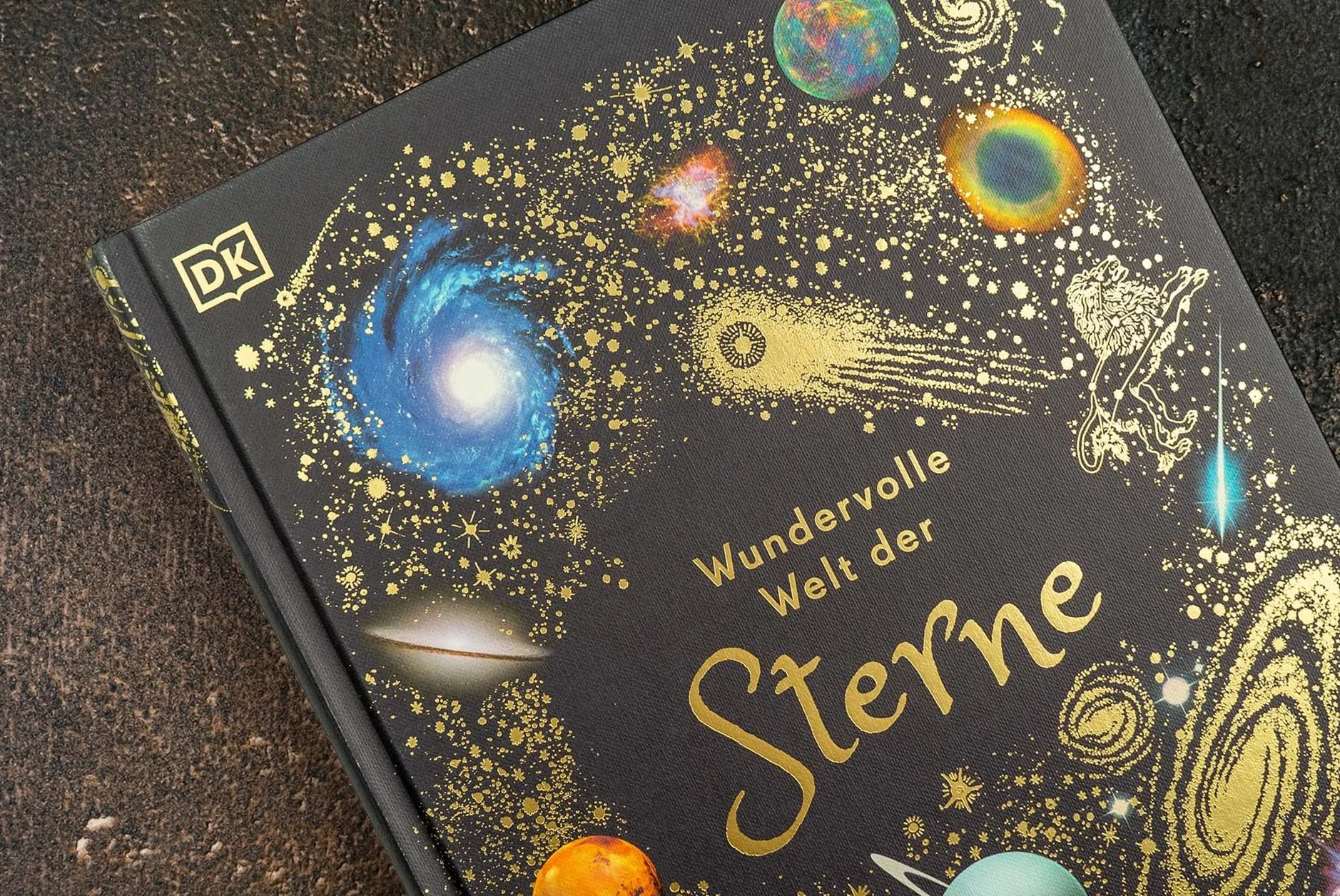 Wundervolle Welt der Sterne: Ein Weltall-Bilderbuch für die ganze Familie. Hochwertig ausgestattet mit Lesebändchen, Goldfolie und Goldschnitt. Für Kinder ab 8 Jahren
