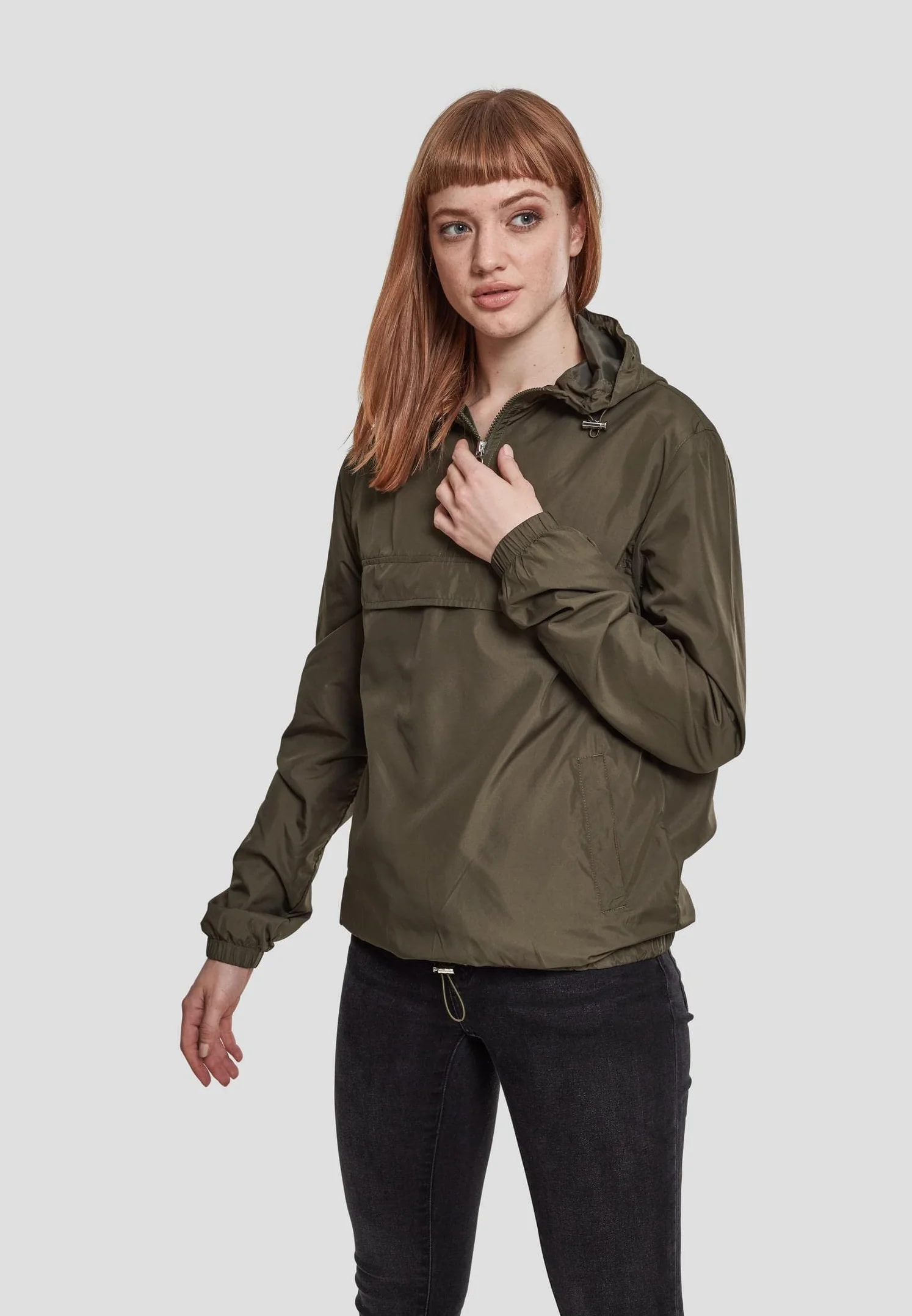 Urban Classics Damska wiatrówka z kapturem dla kobiet, damska kurtka Basic Pull Over Jacket dost?pna w ponad 10 wariantach kolorystycznych, rozmiary XS - 5XL, ciemnooliwkowy, M