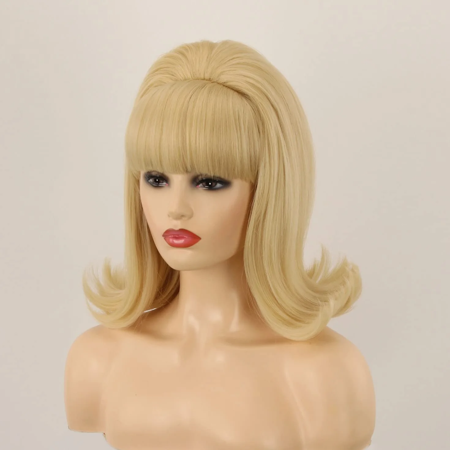 Peruka z lat 60. | FVCENT 70's Retro styl ula w stylu Vintage wygląd flicked ula Bob 50's styl peruka kostium damska peruka z grzywką (Blond)