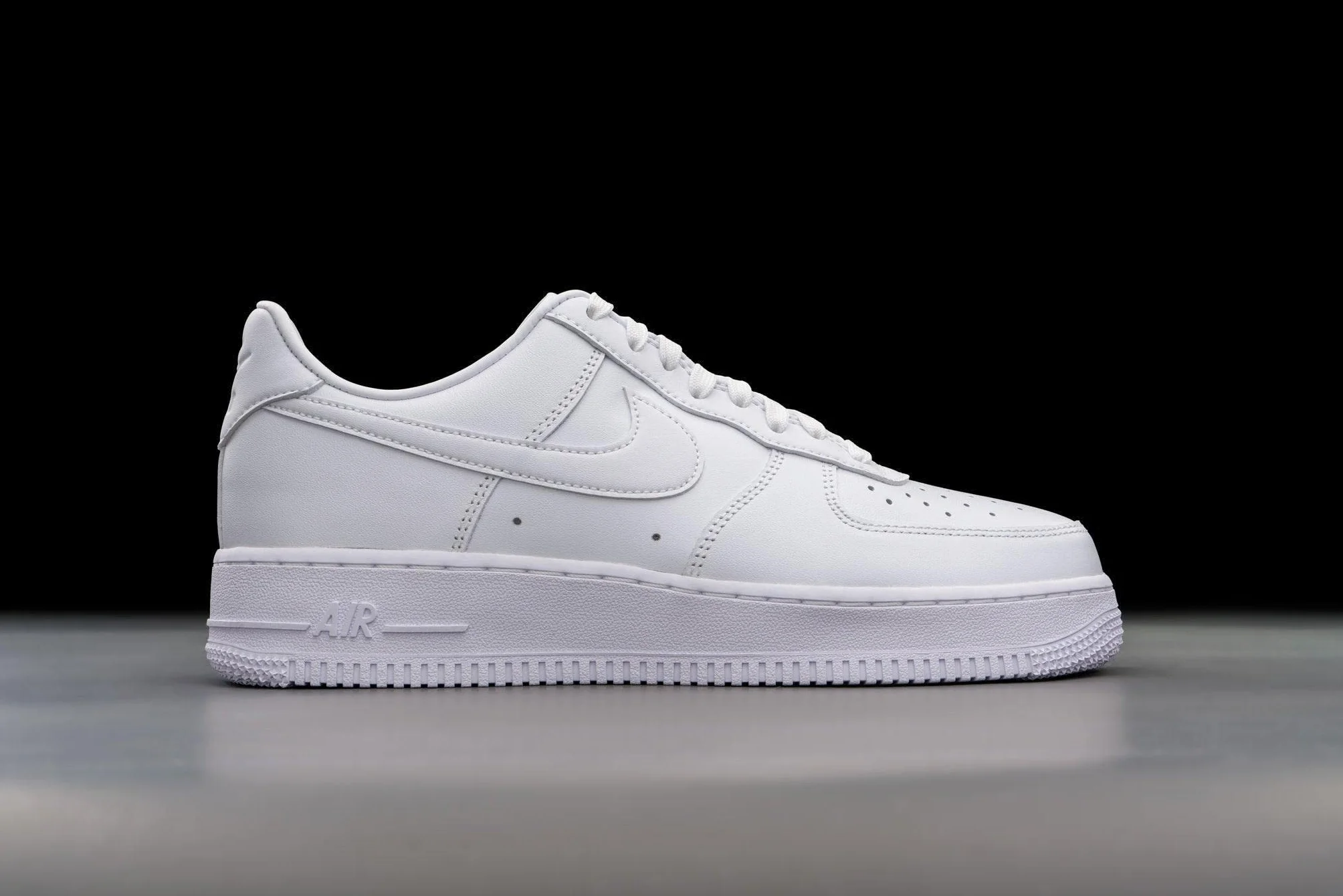 Nike Air Force 1 Low '07 Fresh White Style Kod: DM0211-100