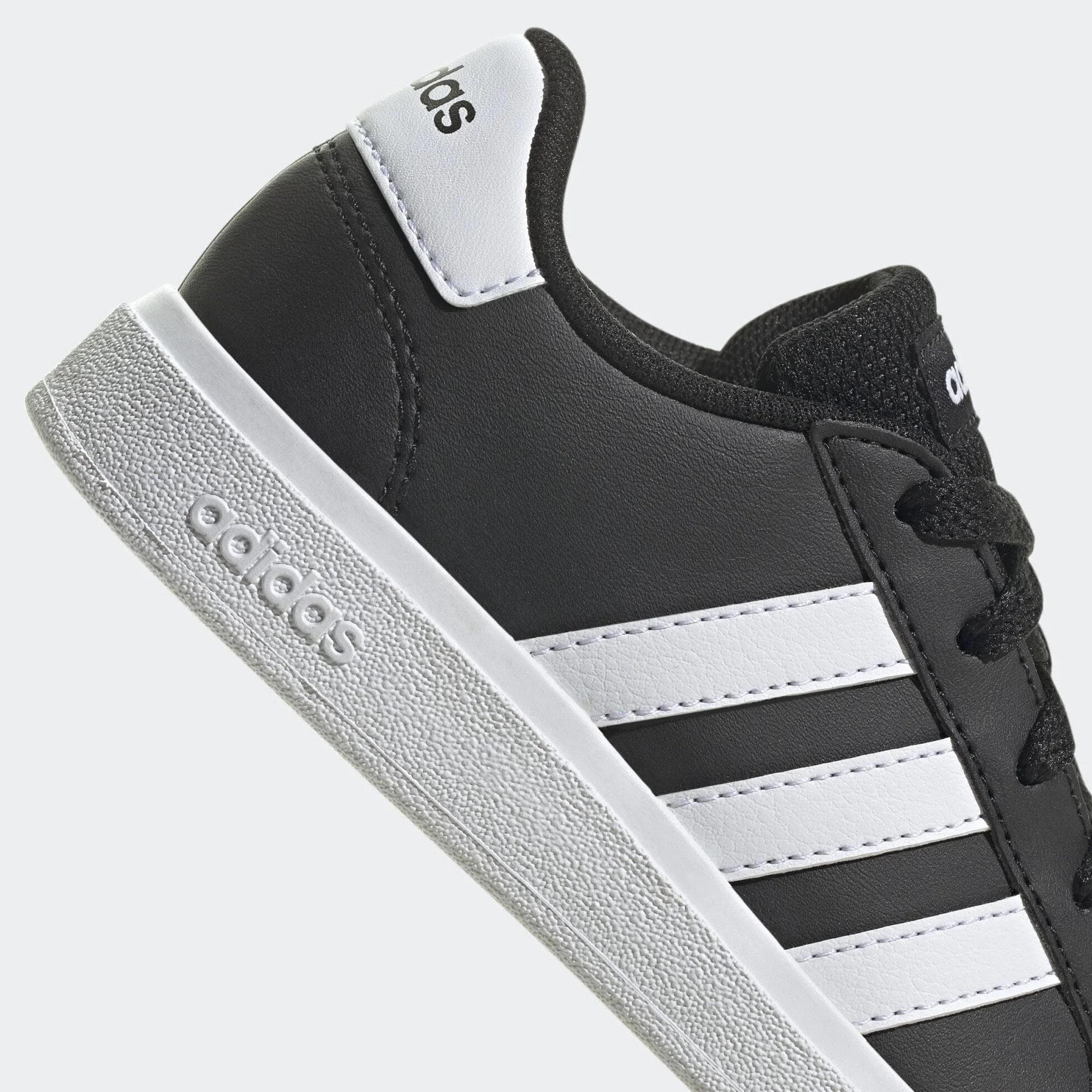 adidas Uniseks - dzieci Grand CourtButy tenisowe