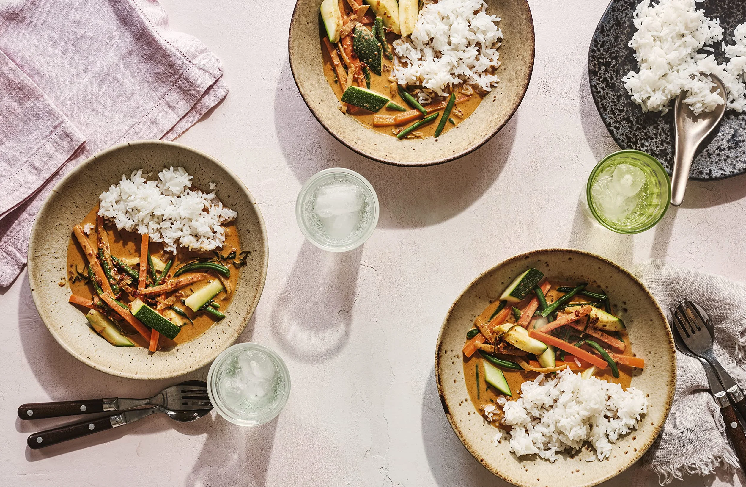 The Giggling Squid Cookbook: Tantalising Thai Dishes to Enjoy Together