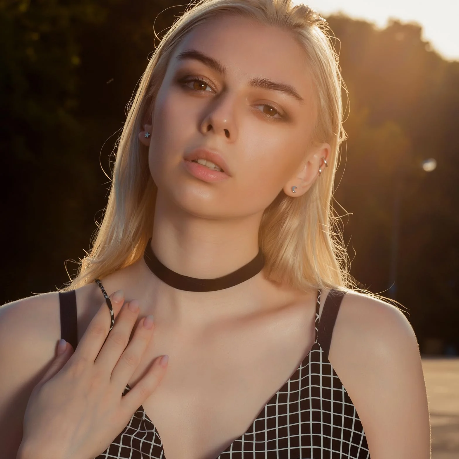 Cobee 5 sztuk czarnych naszyjników typu choker, czarny pasek, naszyjnik dla kobiet i dziewcząt, do tańca, na Halloween, urodziny, imprezę, cosplay