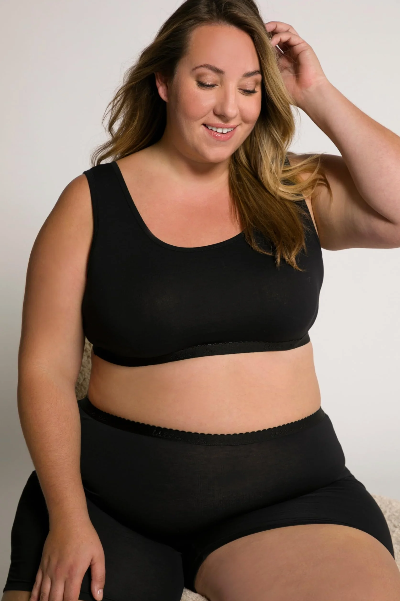 Ulla Popken Damskie duże rozmiary duże rozmiary plus size biustonosz wsuwany, jednokolorowy czarny 50+ 791580130-50+, czarny, 50-52