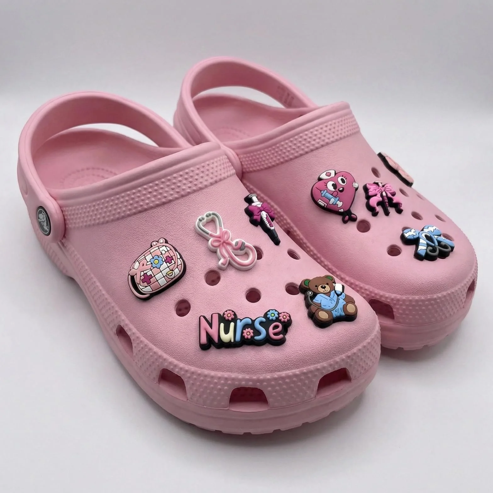 25 sztuk przypinek Crocs, medycznych przypinek do butów dla pielęgniarki, zawieszek do butów Crocs, pinów Crocs, zawieszek do butów dla pielęgniarki, akcesoriów dla lekarza i pielęgniarki, DIY