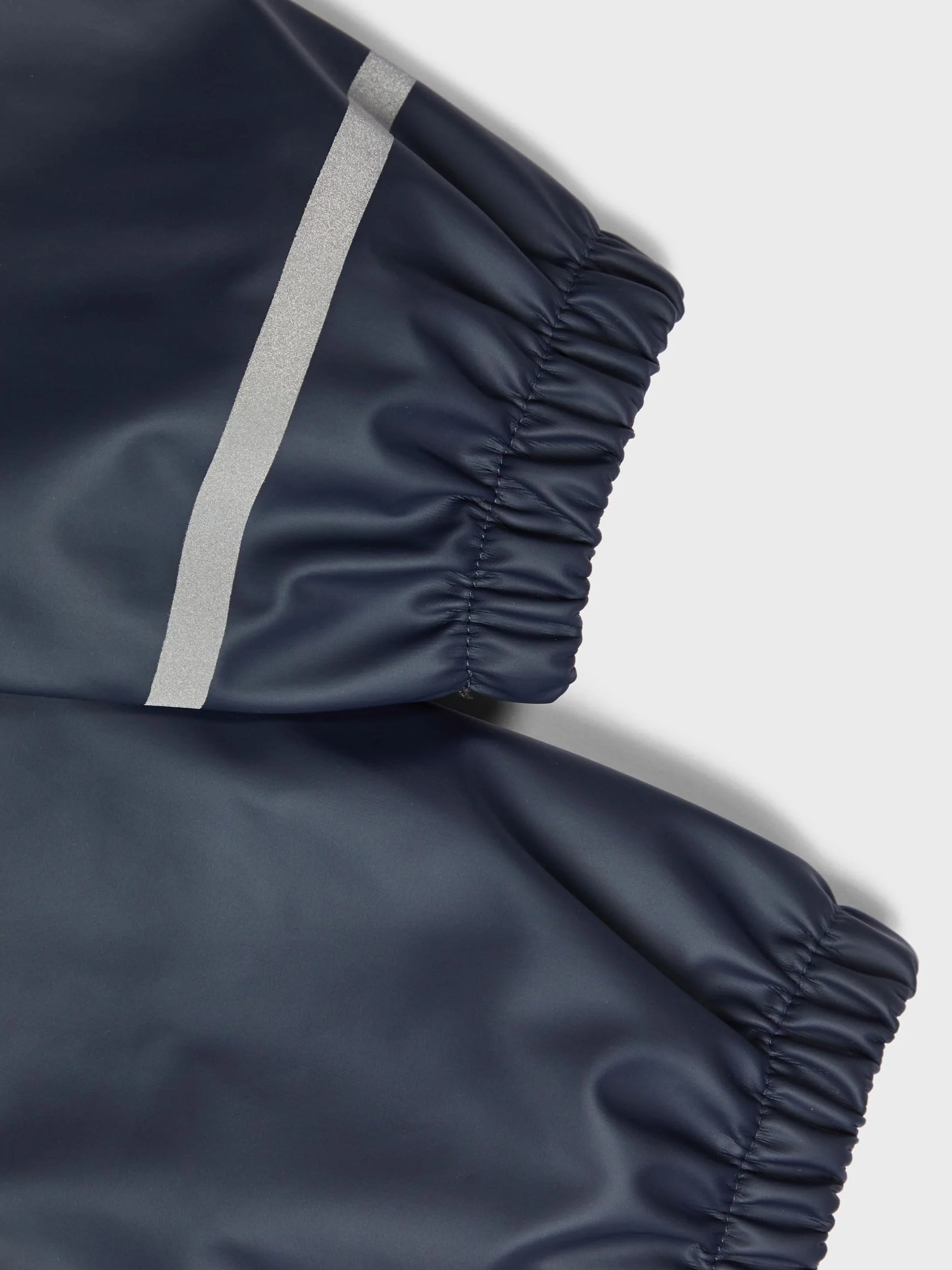 NAME IT Nkndry Rain Set Noos Zestaw Przeciwdeszczowy Uniseks, Niebieski (Dark Sapphire), 110