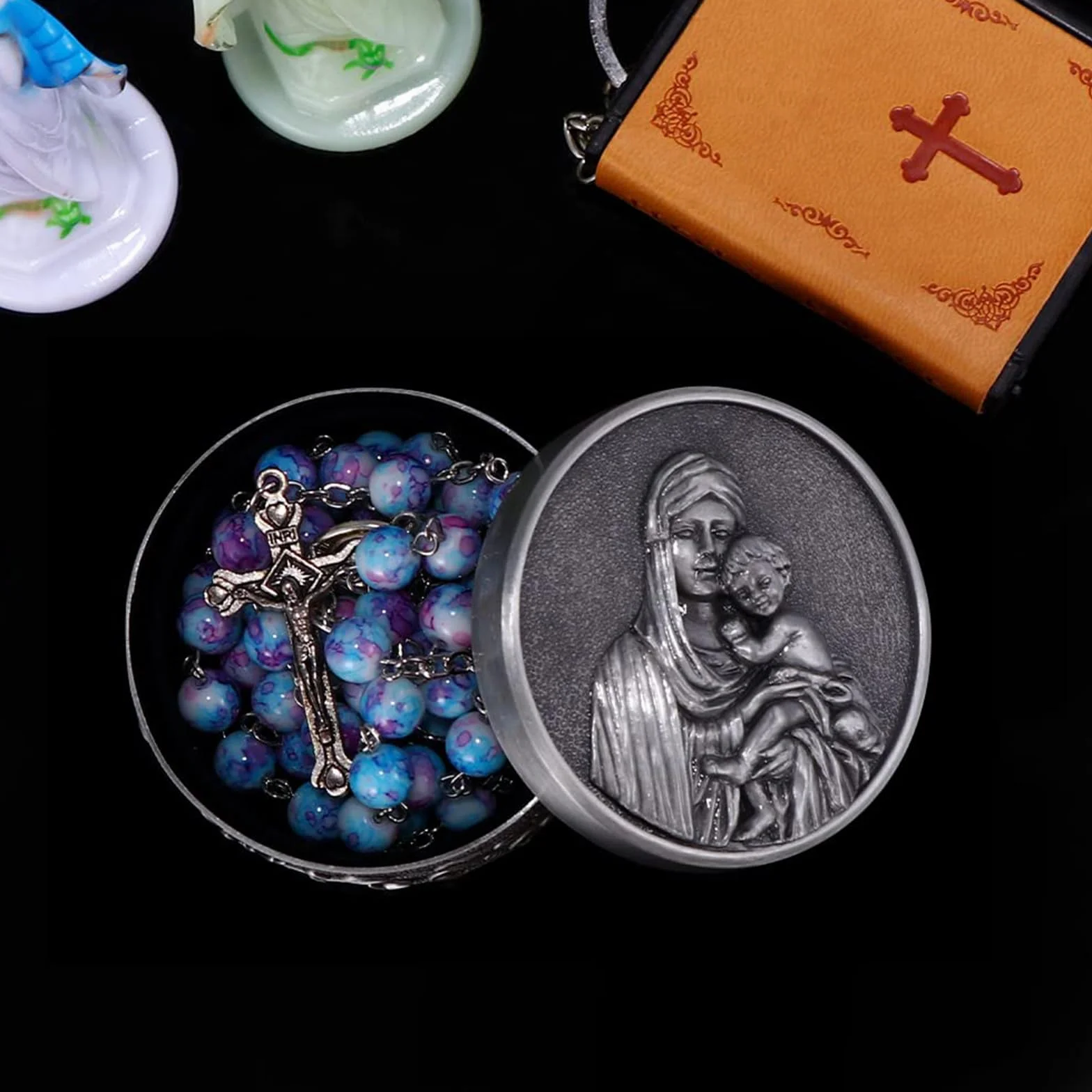 Katolicki różaniec na komunię z krzyżem w stylu retro, aksamitny woreczek na prezent, elegancki krzyż na chrzest, wesele, imprezę (niebiesko-fioletowy)