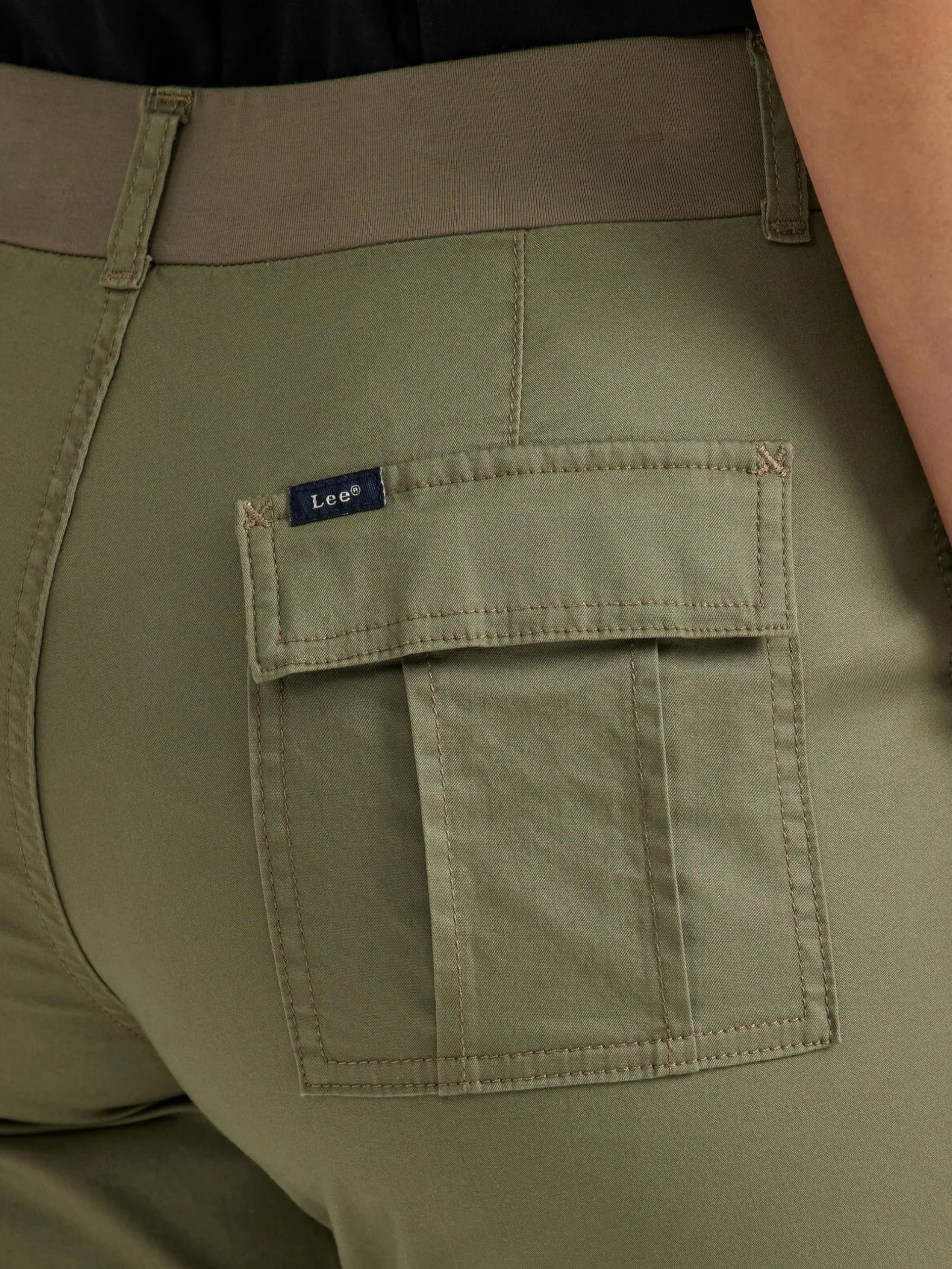 Lee Damskie spodnie Capri Ultra Lux Comfort With Flex-to-Go Cargo Capri, 44