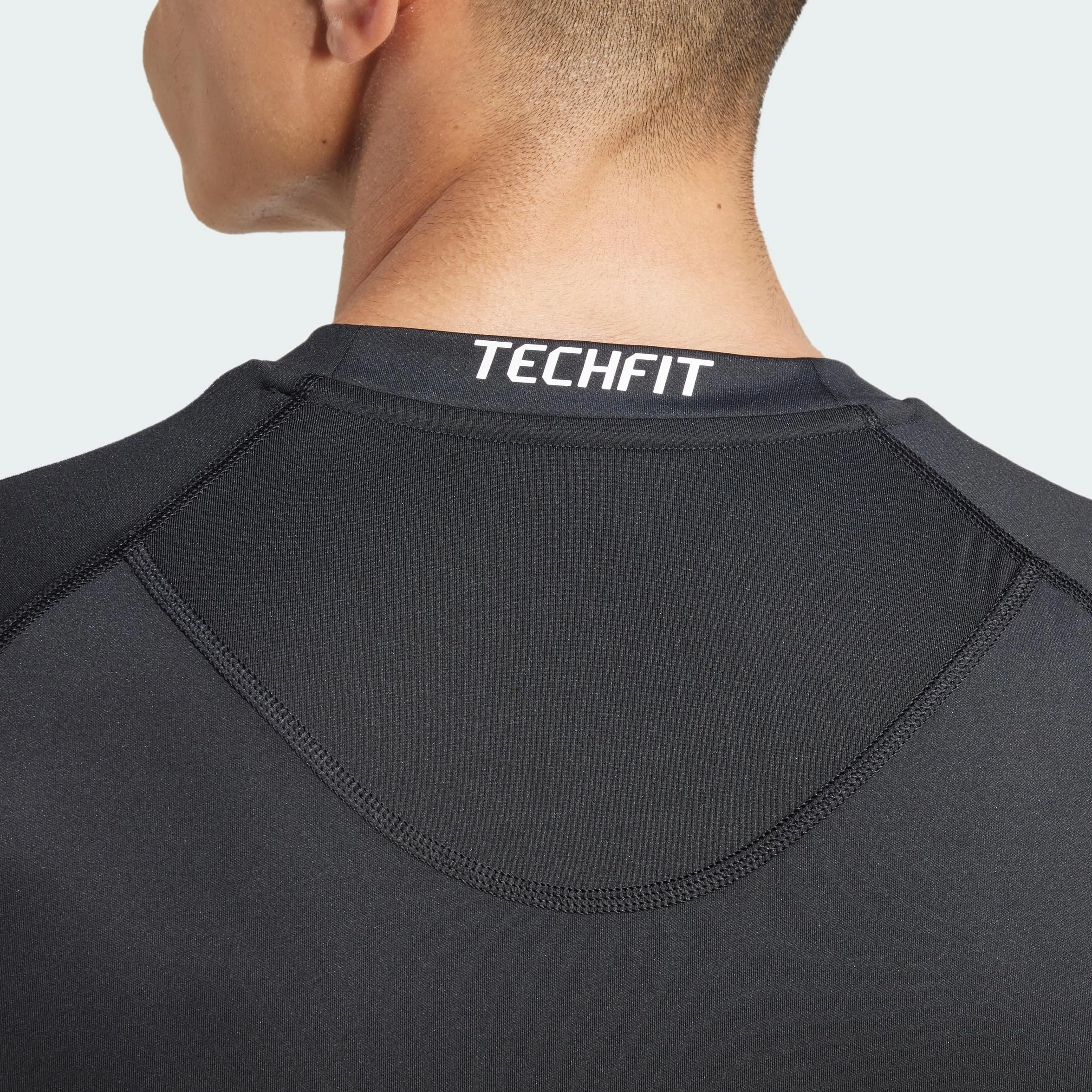 adidas Mężczyźni TECHFIT COMPRESSION TRAINING 3-STRIPES T-SHIRT, Black, XXL