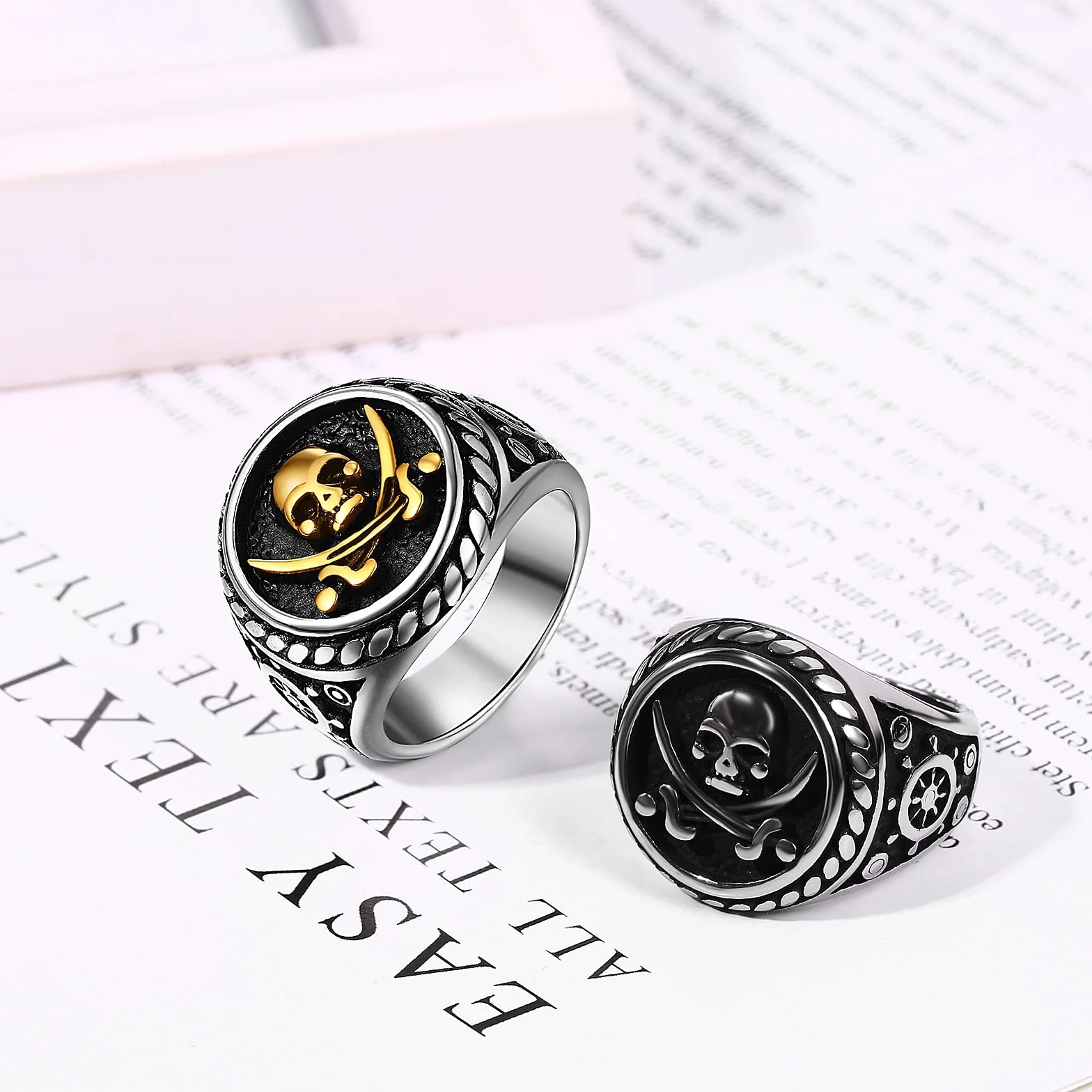JewelryWe Męskie pierścienie z czaszką vintage fajny punkowy nóż piracki śmierć rowerzysta pierścionki opaska na Halloween przyjęcie koktajlowe