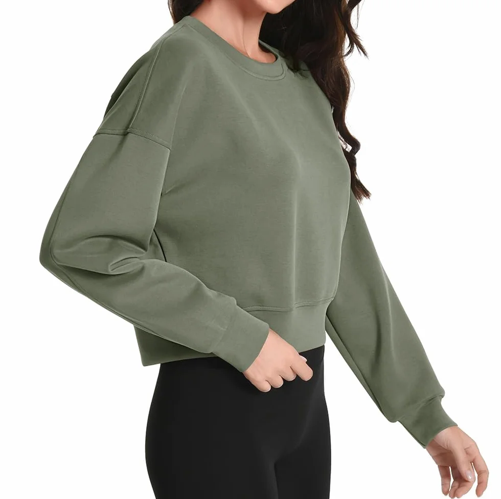 Damska krótka bluza, bluza z odkrytymi ramionami, okrągły dekolt i luźne długie rękawy, jednolity kolor casualowy top