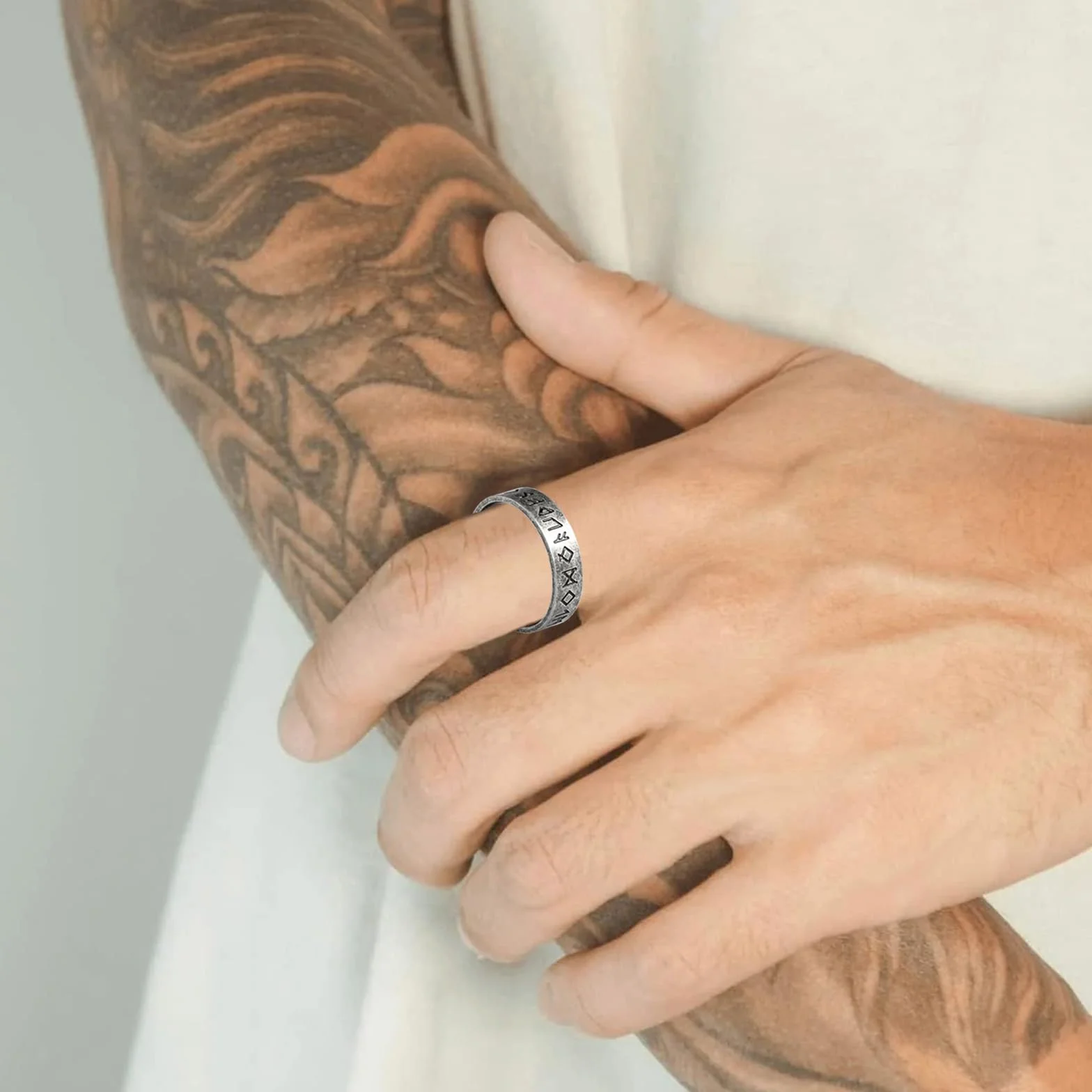 VELESAY Viking męski pierścionek ze stali nierdzewnej Wikingów, mitologia nordycka, pierścionek męski Viking Rune Ring Punk Biker Gothic Hip Pop Ring Viking biżuteria