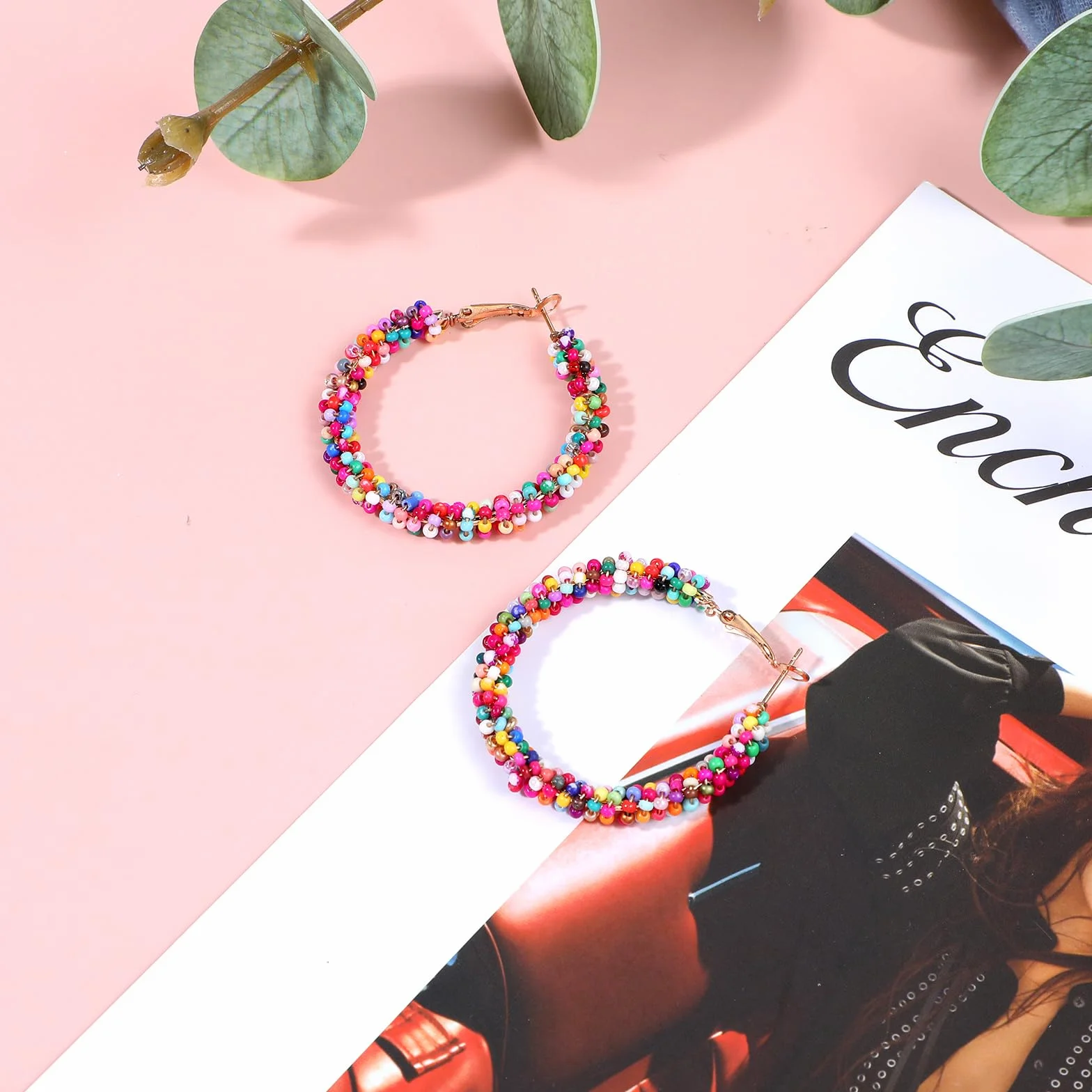 Yuanchu Kolczyki obręcze w stylu boho, kolczyki z koralikami boho dla kobiet, kolorowe kolczyki koła stokrotki