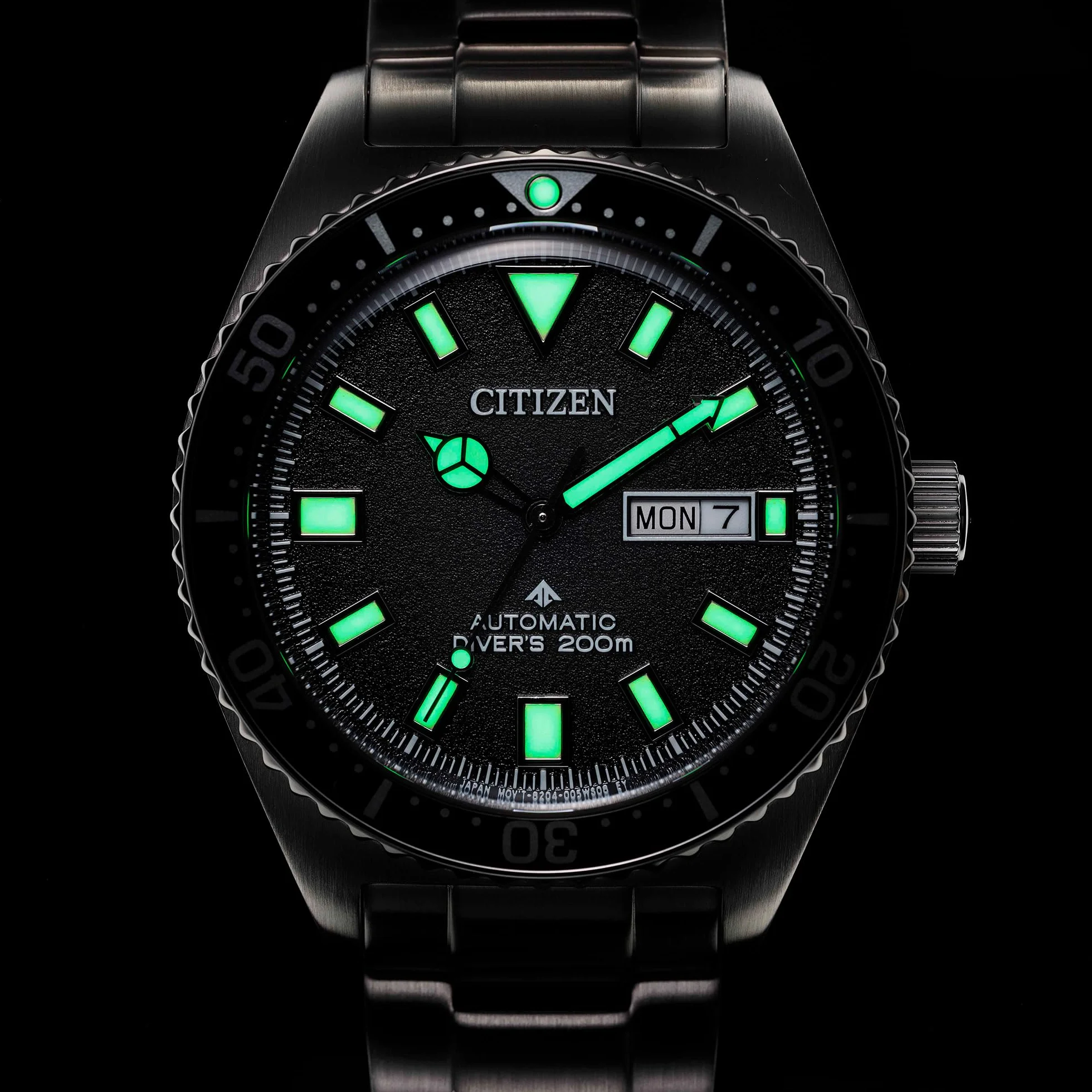Citizen Męski analogowy zegarek automatyczny z paskiem ze stali nierdzewnej NY0120-52E, Srebrny, bransoletka