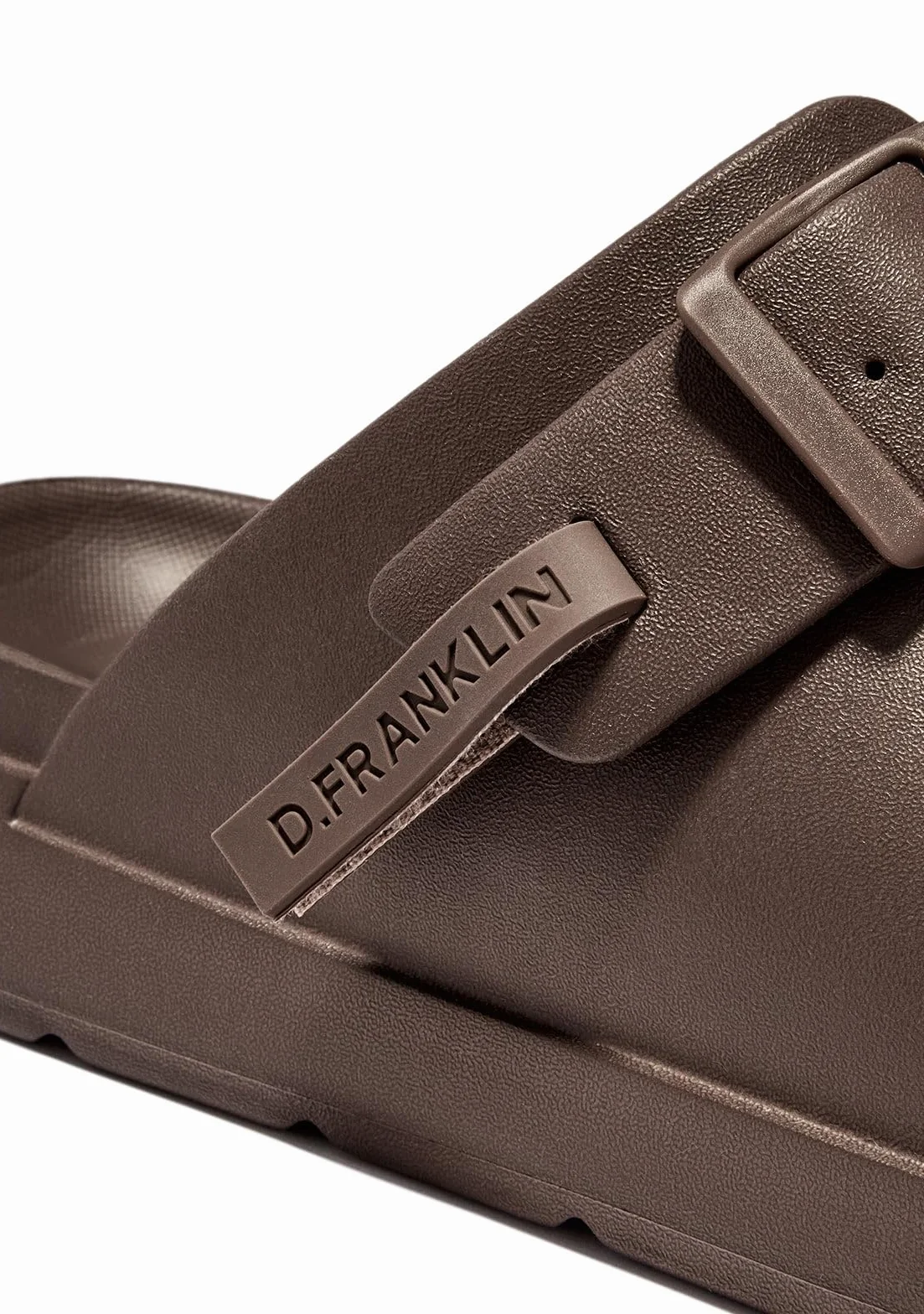 D. Franklin Sandały Otwarte Unisex z Regulowaną Klamrą Vibe Brązowe - Wygodne, płaskie sportowe sandały na lato - Rozmiar (44) - Model Buckle