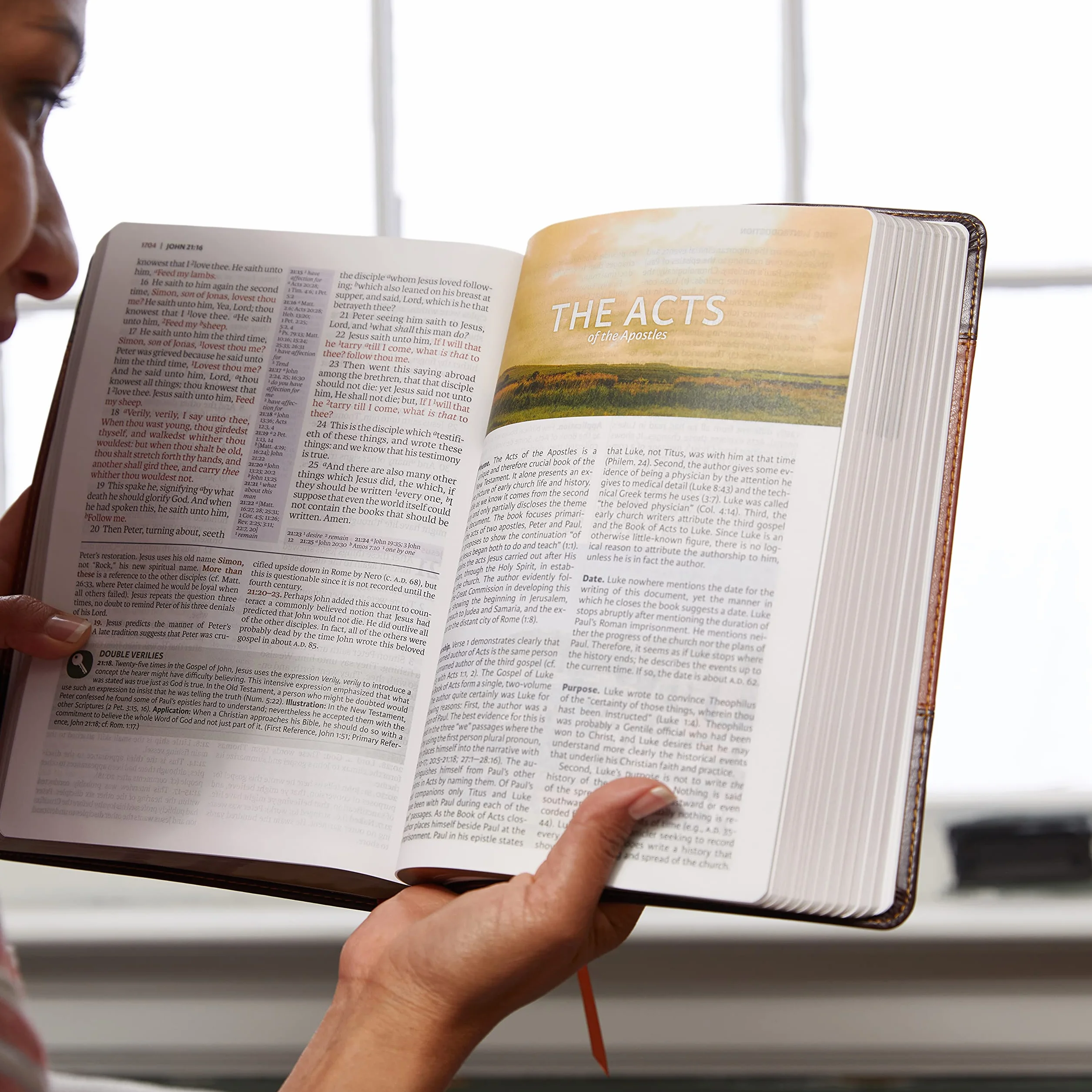 The King James Study Bible, Imitation Leather, Brown, Full-Color Edition: Holy Bible, King James Version – Great for Father's Day