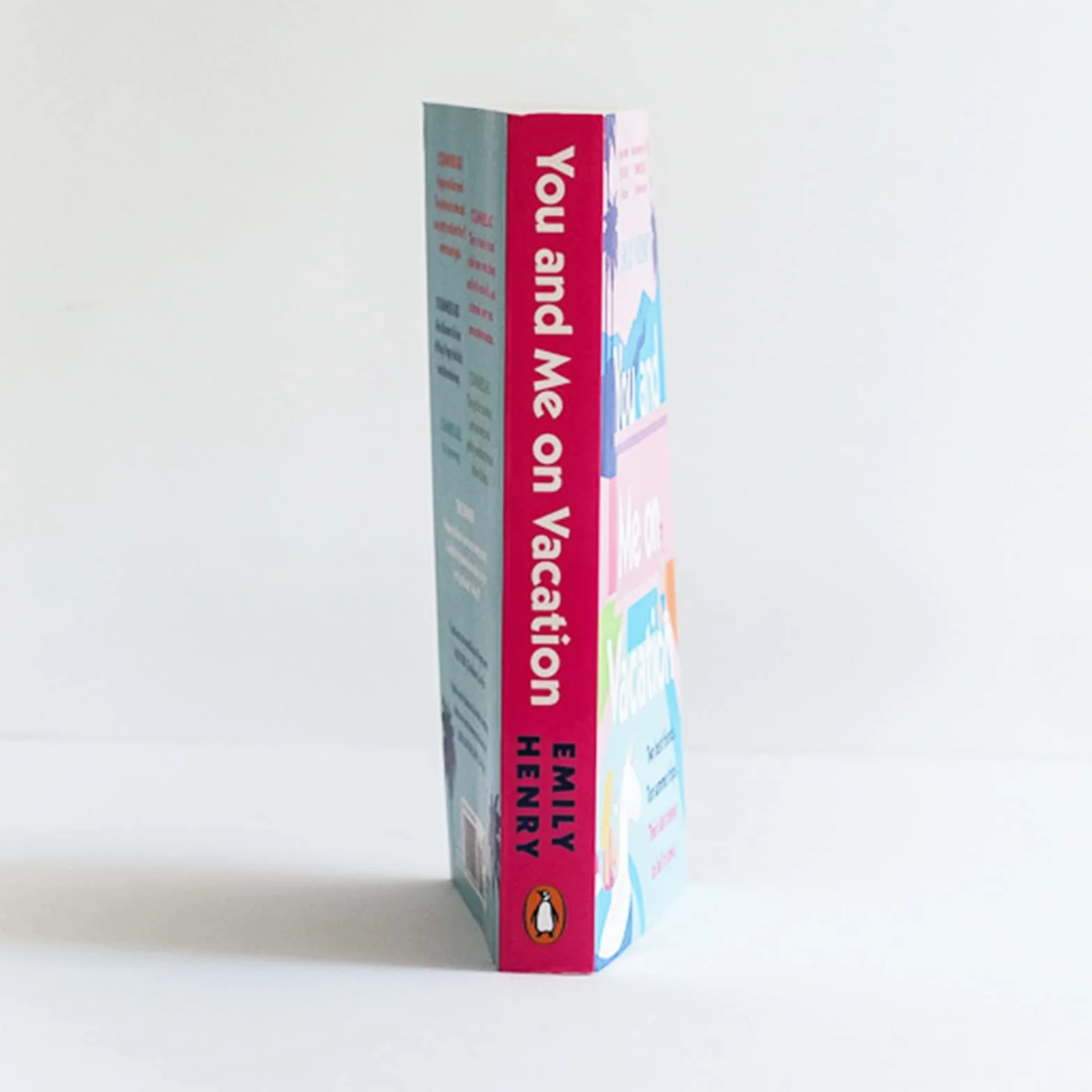 You and Me on Vacation: Now People We Meet on Vacation, the ultimate friends-to-lovers romance from the Sunday Times bestselling author