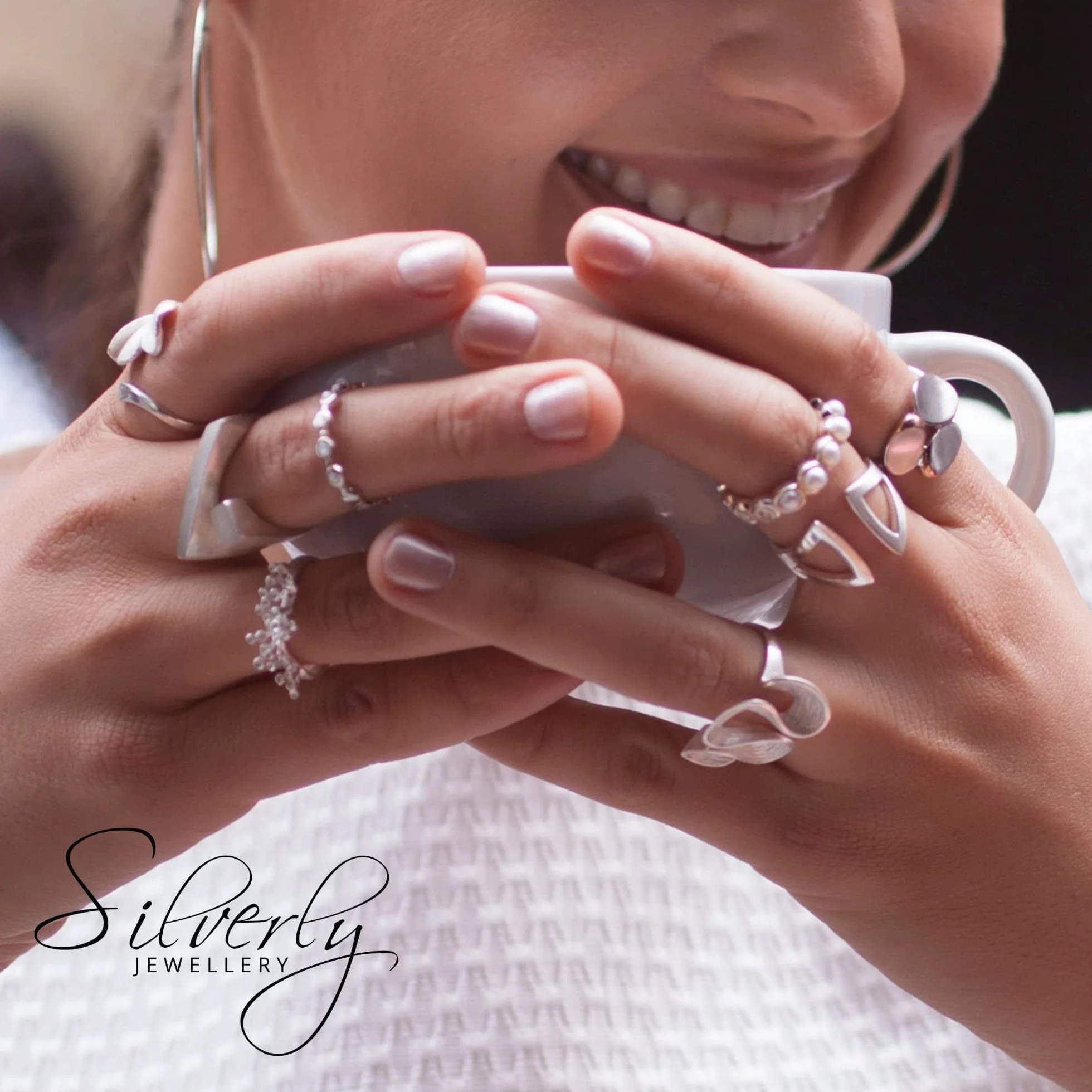 Silverly Kwadratowa bransoletka 5,2 mm z zawiasem z litego srebra próby 925 | elegancka bransoletka ze srebra wysokiej próby z kwadratową rurką | prezent urodzinowy dla mamy cioci