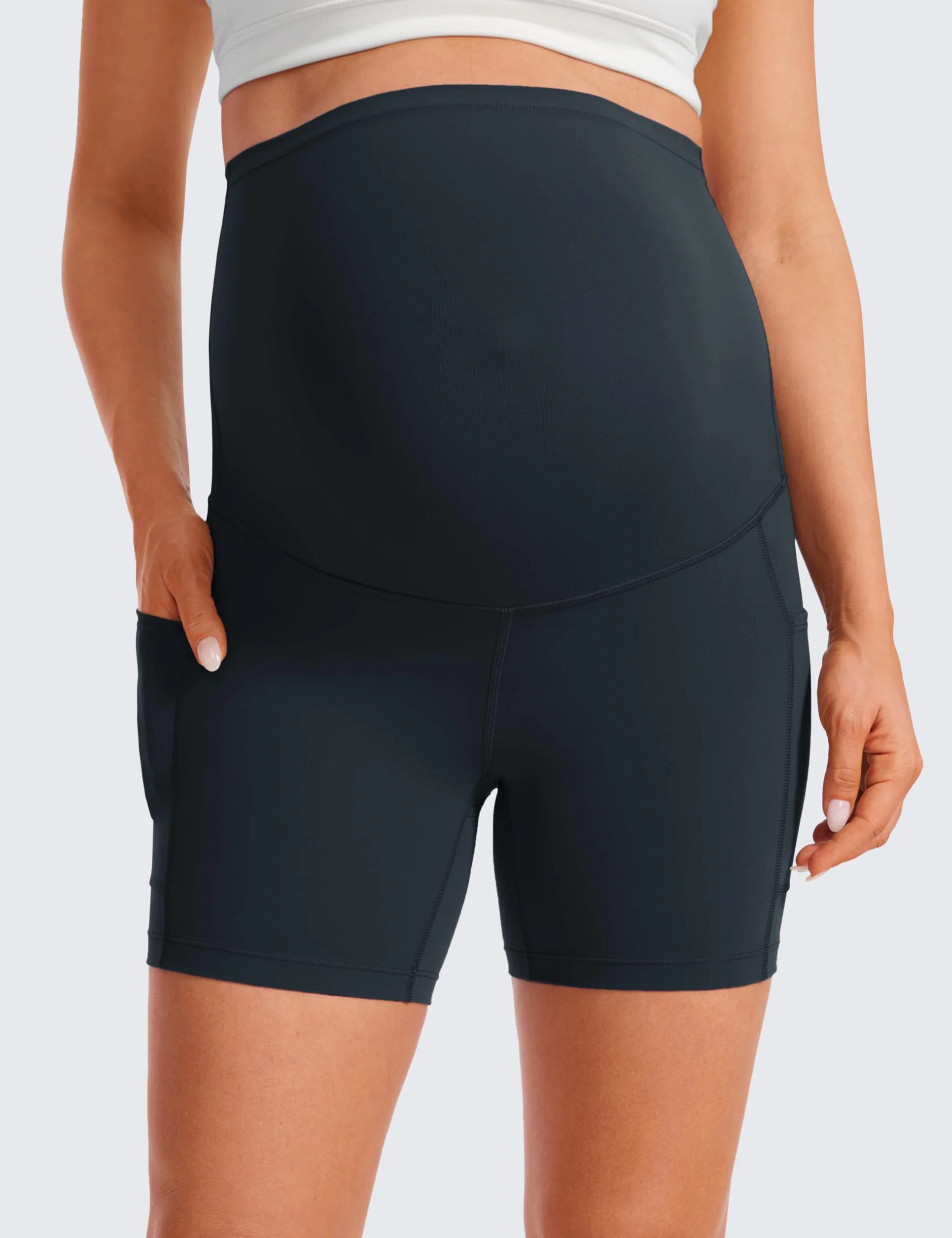 CRZ YOGA Damskie spodenki ciążowe Butterluxe do jogi typu biker z kieszeniami 13/20cm – zakrywające brzuch do ćwiczeń w ciąży