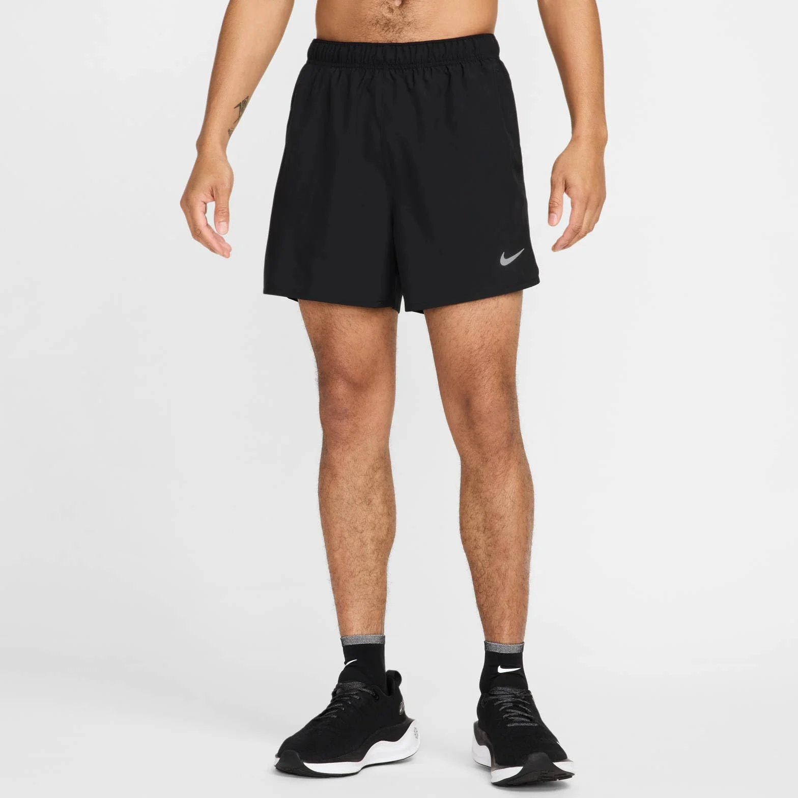 NIKE Nike Challenger Vielseitige 2-in-1-shorts Mit Dri-fit-technologie (Herren, Ca. 18 Cm) - Spodenki 2 w 1 Mężczyźni