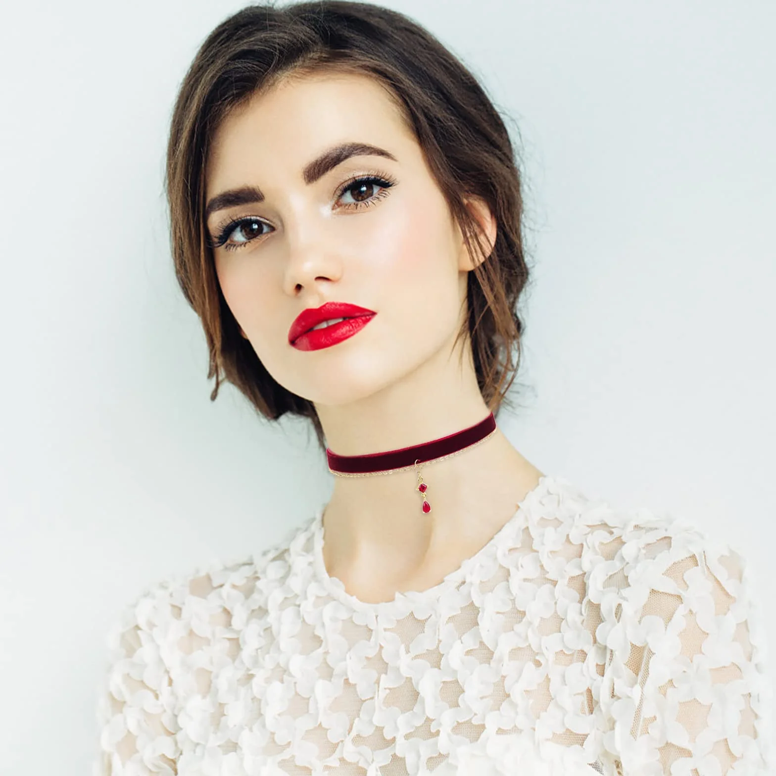 Czerwony aksamitny choker, naszyjnik dla kobiet, gotycki, w stylu vintage, wiktoriański, biżuteria, prezent, dla panny młodej, w stylu wampirzycy, akcesoria dla kobiet, Bez kamieni szlachetnych