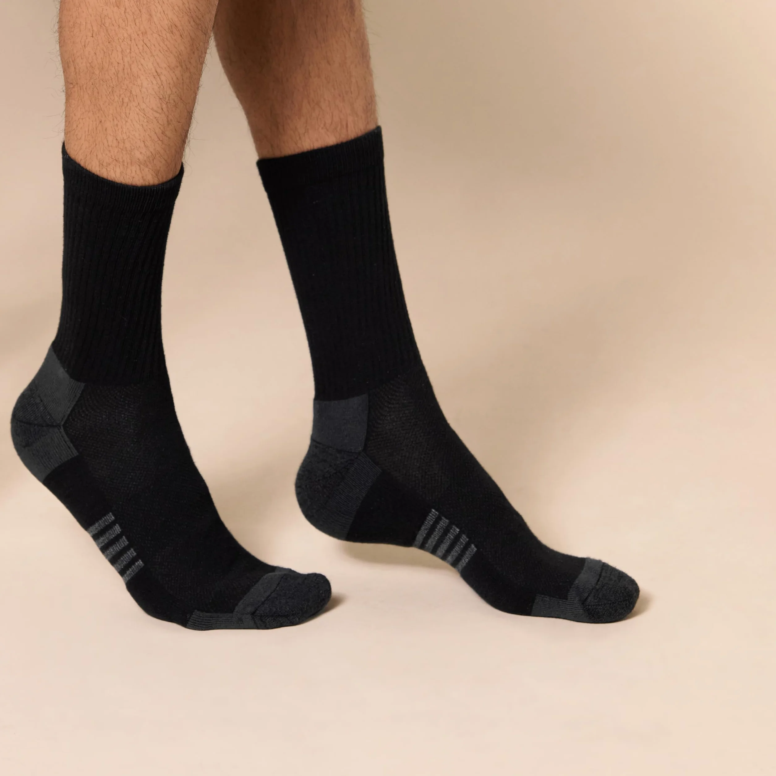 Amazon Essentials Mężczyźni Performance Skarpety, Czarny, 6 Par, 41-45