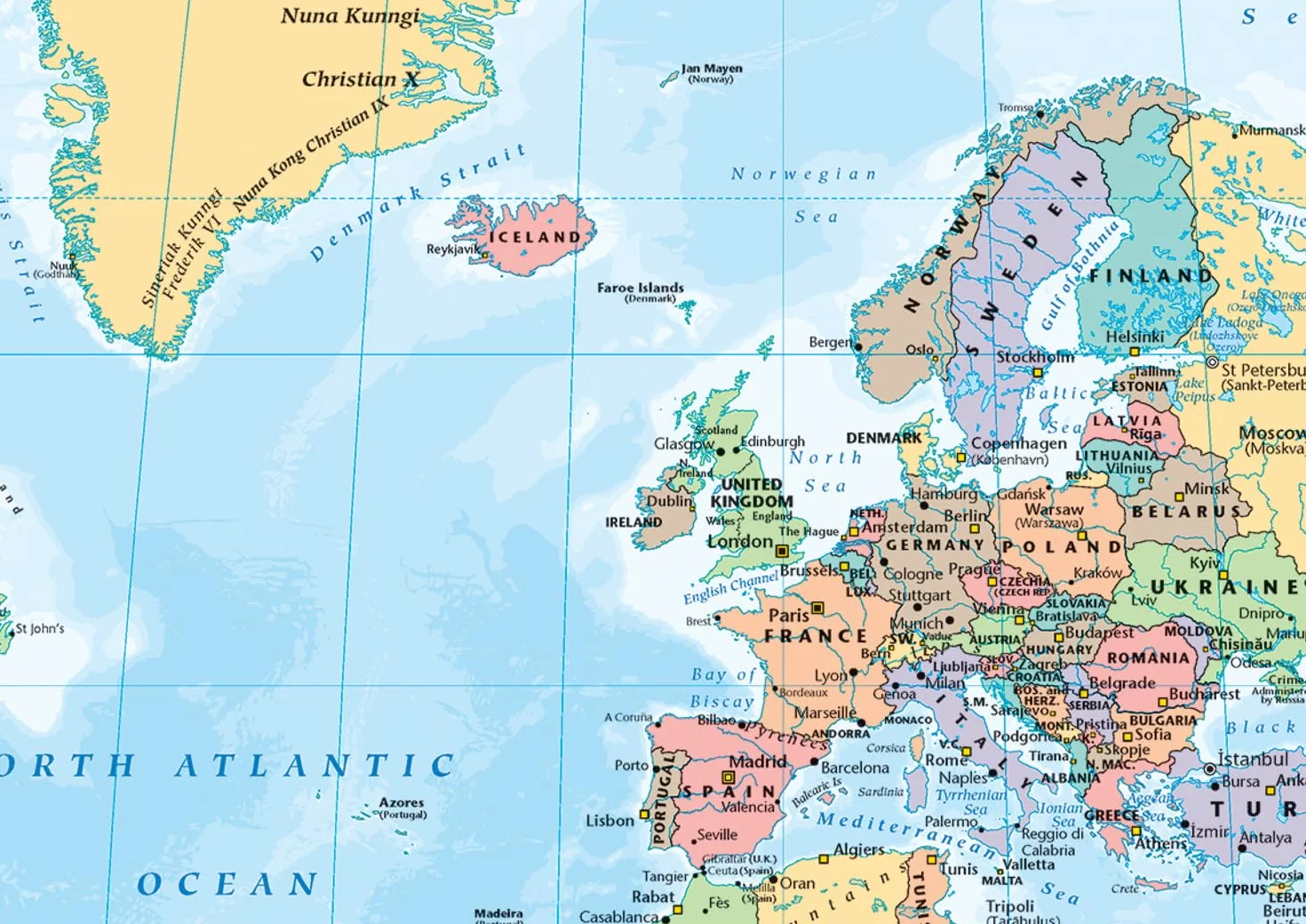 Collins Large World Wall Paper Map (70 x 91.5 cm): Paper map with flags, perfect for classroom, office and home