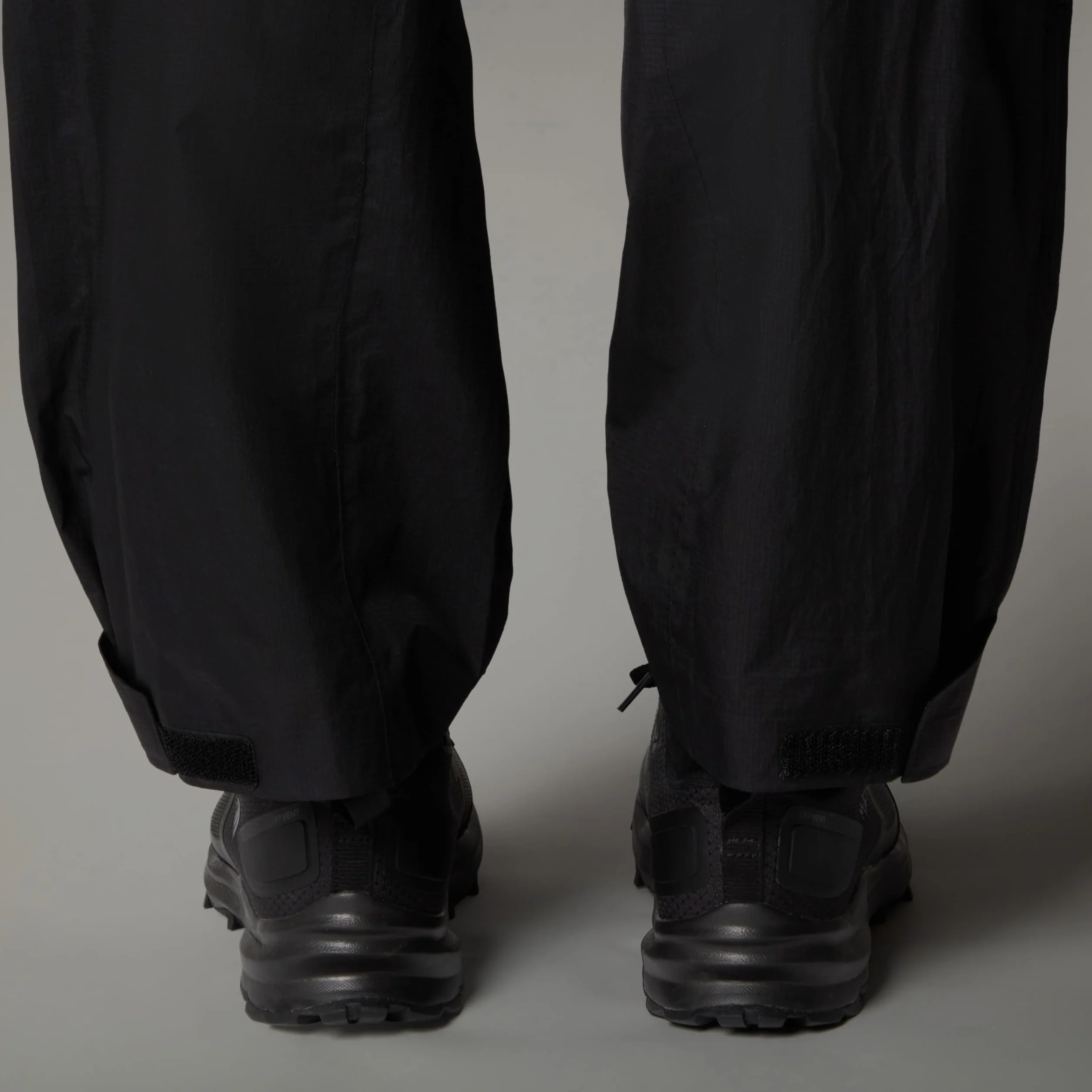 The North Face - Męskie Buty Wędrówkowe Vectiv Fastpack Lite - Wodoodporne, Oddychające, Lekkie - TNF BLACK/ANTHRACITE GR