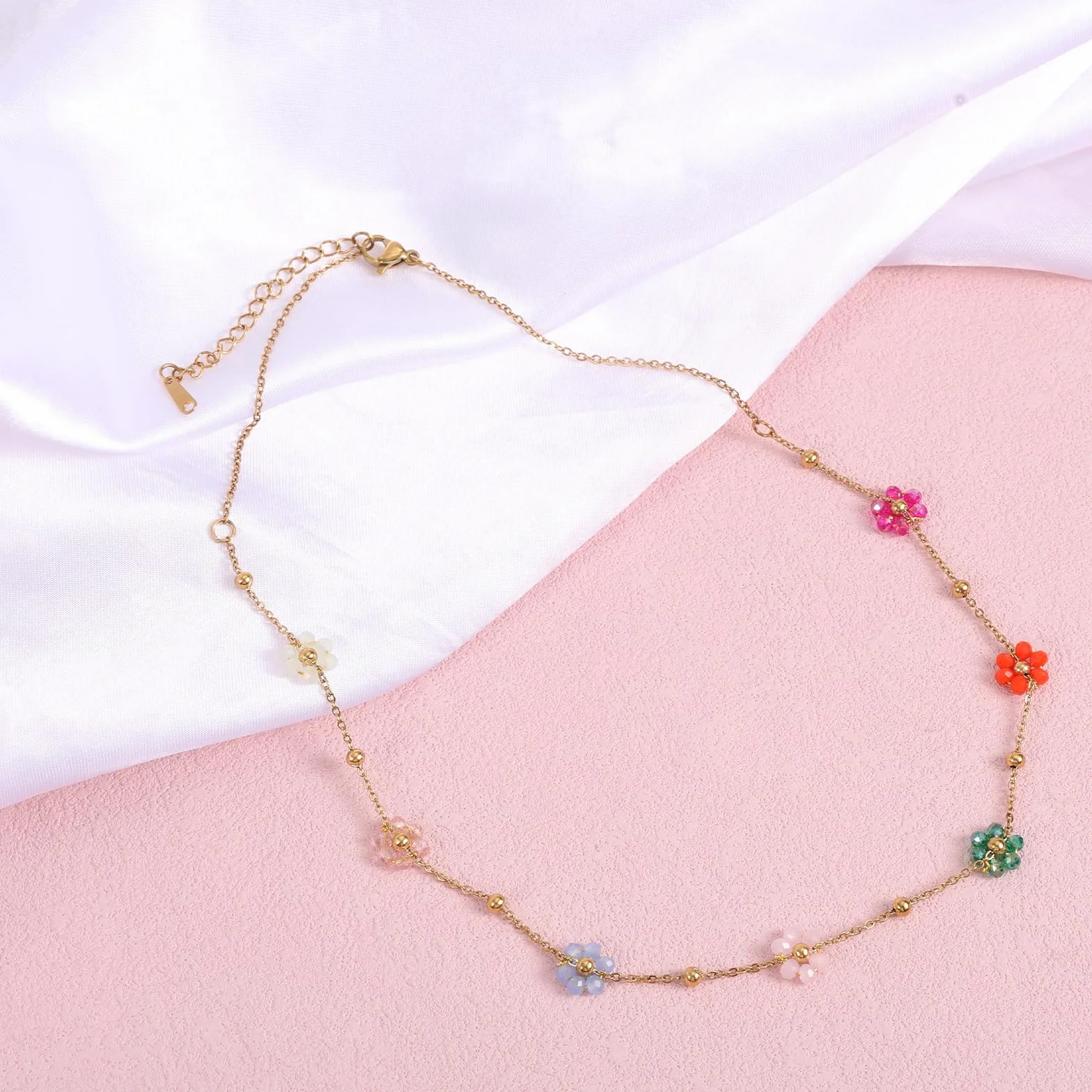 Mikovivi Naszyjnik z Koralików Kwiatowych, 40+5 cm Naszyjnik z Koralików w Kwiaty Stokrotki Modne Regulowane Naszyjniki Słodka Kolorowa Biżuteria Choker dla Kobiet