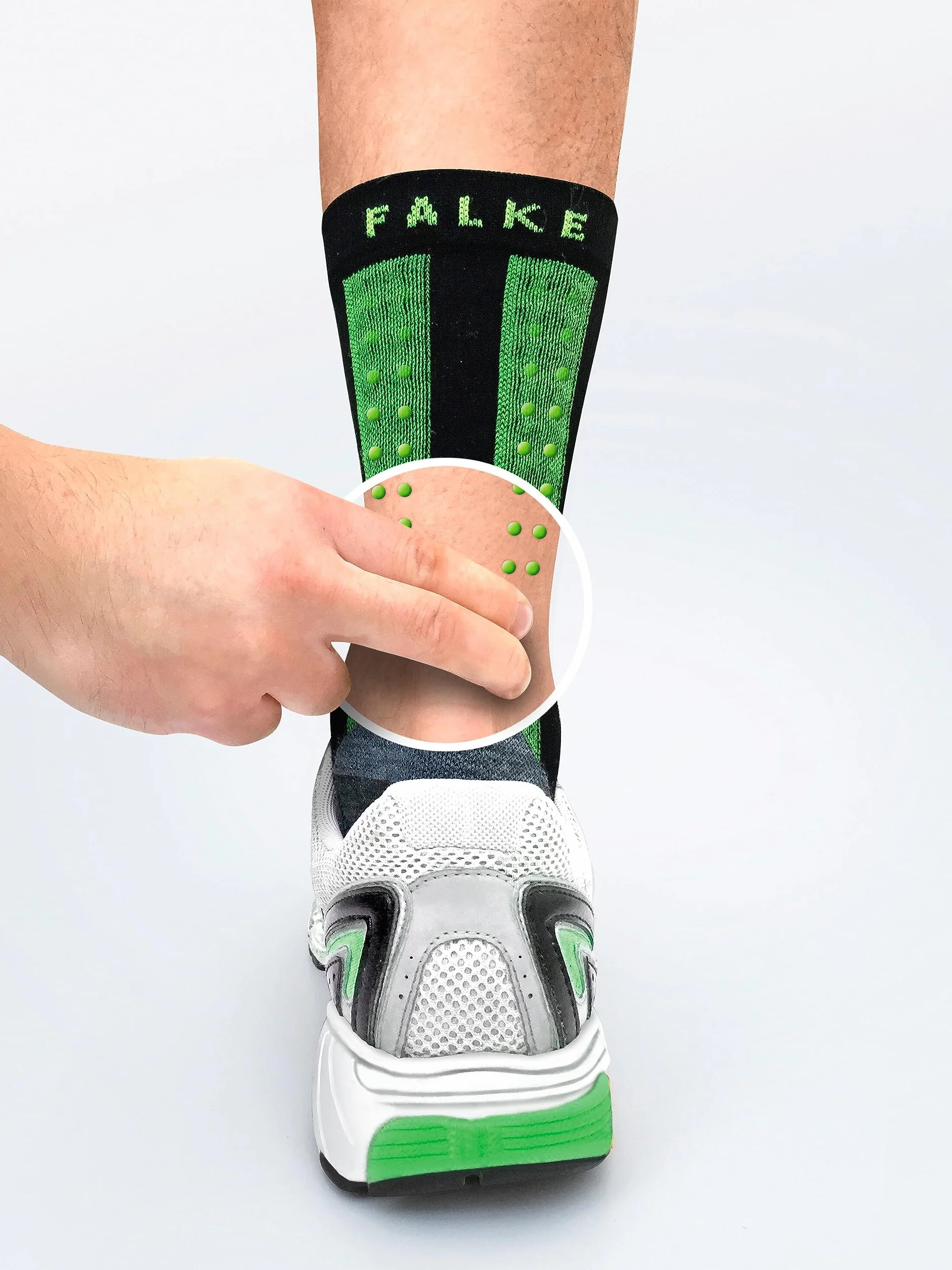 FALKE Kobiety Skarpety do biegania Achilles W So Oddychający I Szybkoschnący chroni ścięgno achillesa 1 Para, Biały White-Red 2028, 37-38