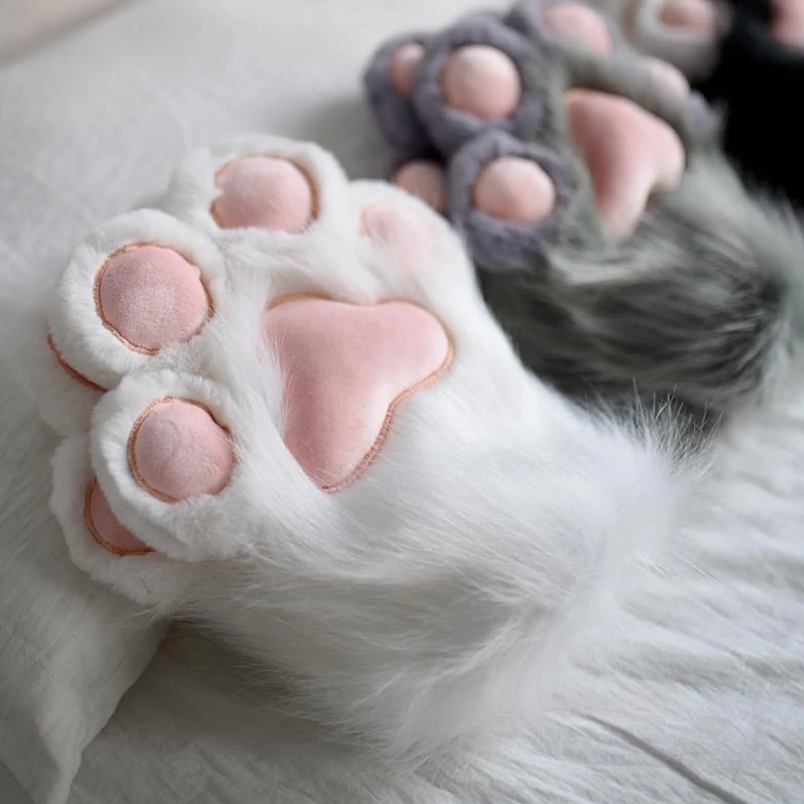 1 para Plush Fur Paws Mittens, Fursuit Paws, Cat Paw Gloves, Furry Paw Gloves Plush Furry Paws Mittens Therian Gloves