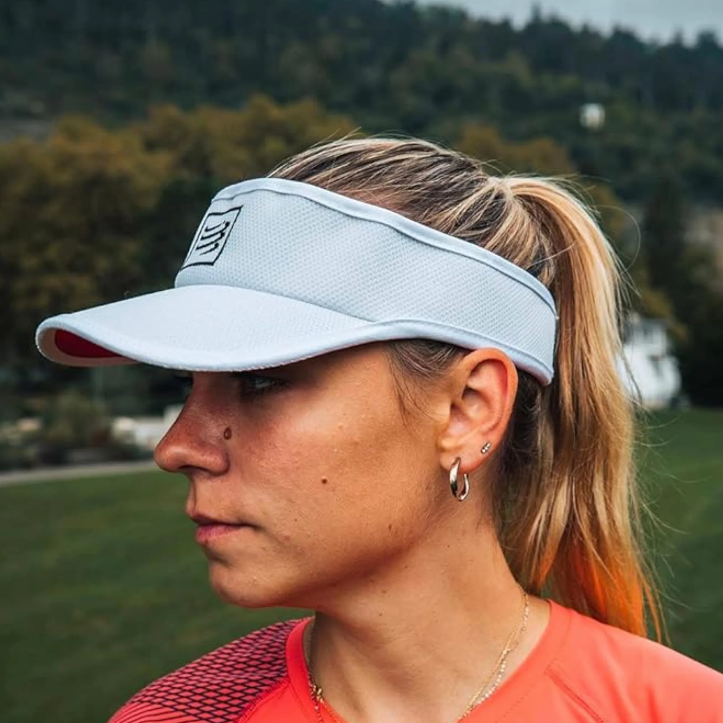 COMPRESSPORT Daszek, biały, Rozmiar uniwersalny