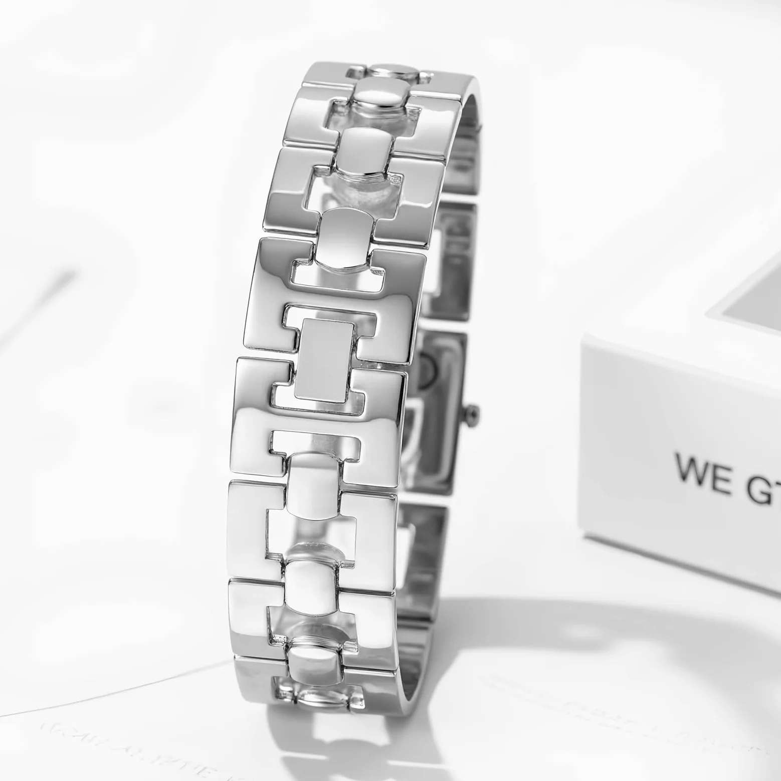 JewelryWe Zegarek damski, małe kwadratowe zegarki: 3 sztuki brokatowych strasów, analogowy zegarek na rękę, kwarcowy, metalowy, kryształowy, zegarek z kwadratowym cyferblatem, elegancki, luksusowy