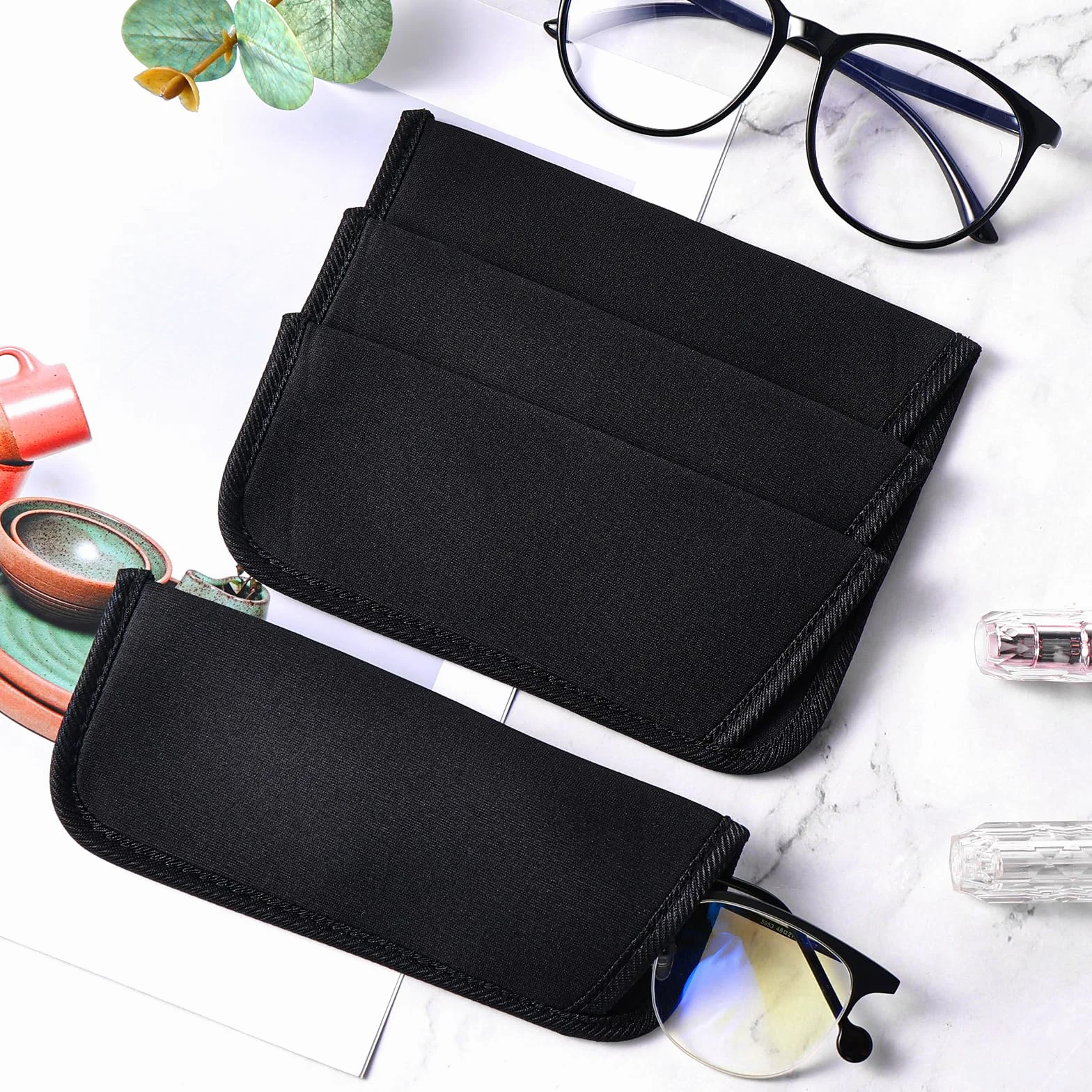 4 sztuki miękkiego etui na okulary, Slip In Eyeglasses Cases, etui na okulary przeciwsłoneczne, etui na okulary, czarny organizer na okulary, etui na okulary do czytania, materiałowy woreczek na