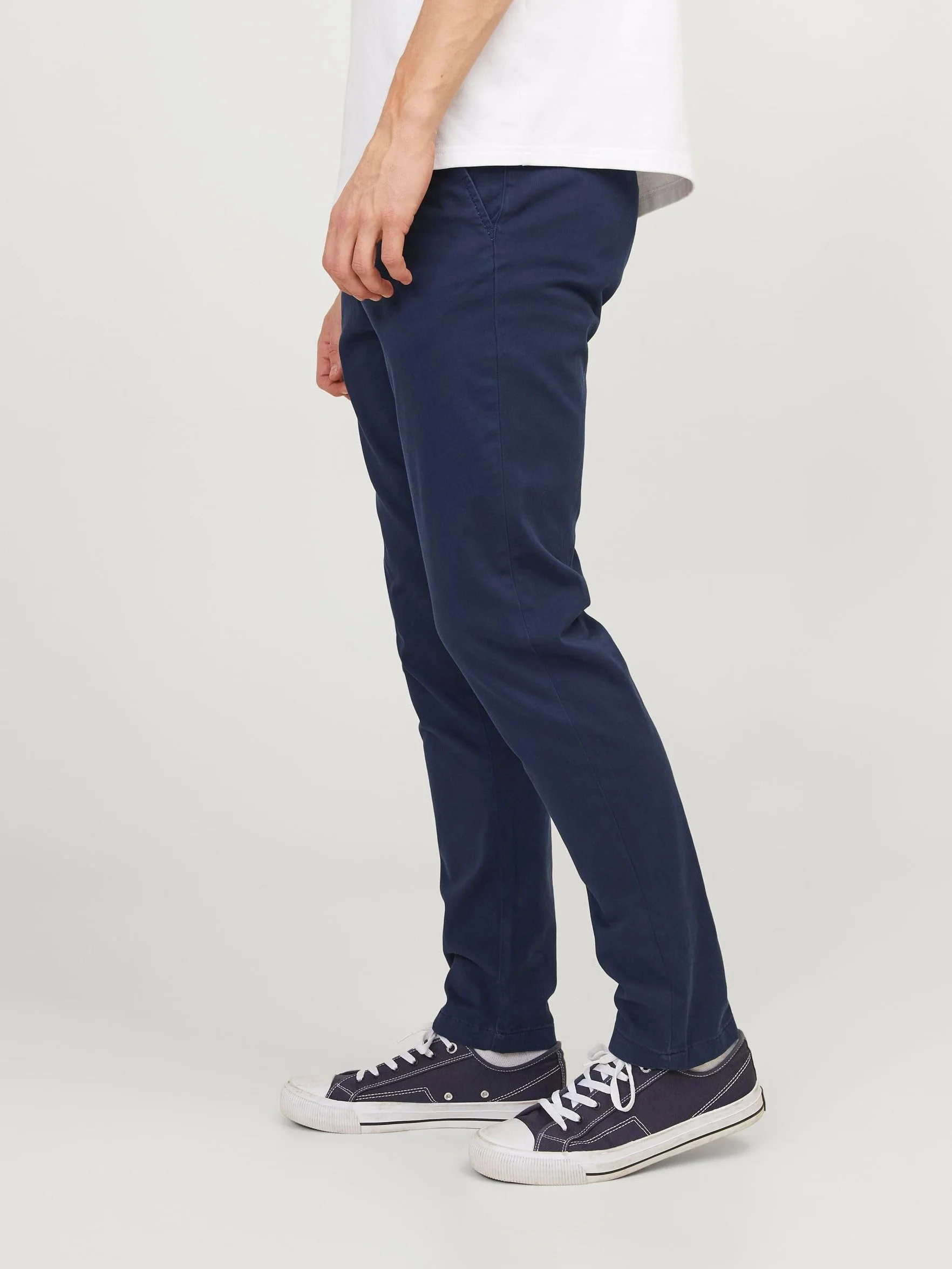 Mêskie Spodnie Chino Slim Fit z Elastanem Ostrzy¿one nogawki Pasuje do Marki JPSTMARCO JJBOWIE