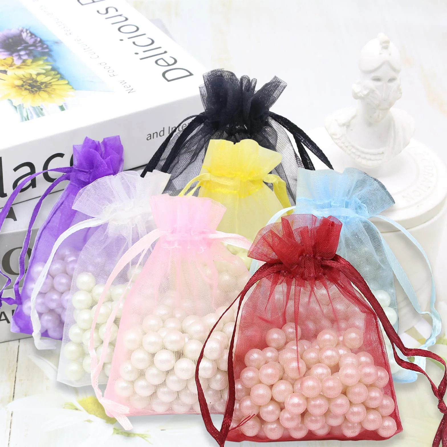 Leeyunbee 100 szt. Złote woreczki z organzy 7 x 9 cm woreczki z organzy, woreczki, na prezent, biżuteria, ślubne torebki na cukierki, na imprezę festiwalową i wesele, satynowy sznurek